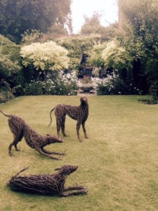 garden ornaments