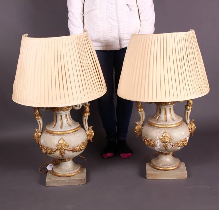A Pair of Antique Venetian Urn Lamps, Early 19th Century - Image 2