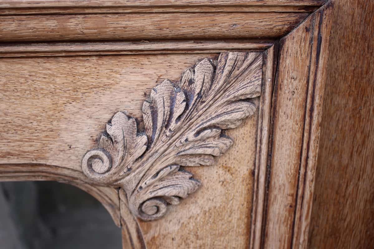 An Antique Carved Oak Fire Surround With Bevelled Mirror Circa 1900 - Image 3