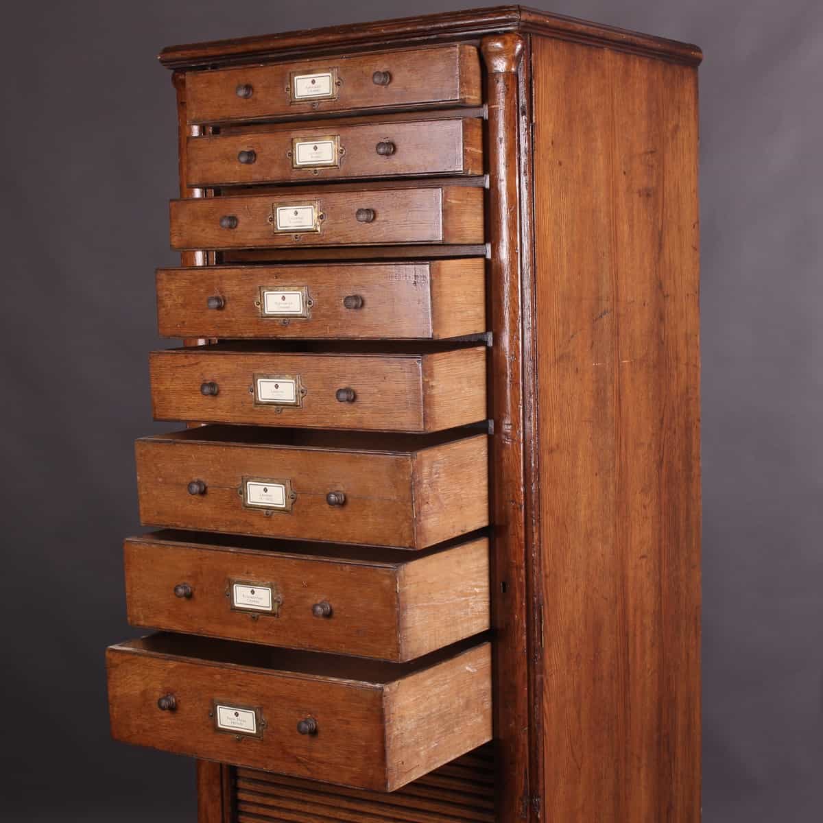 An Early English Oak Filing Cabinet or Chest of Drawers, circa 1910 - Image 4