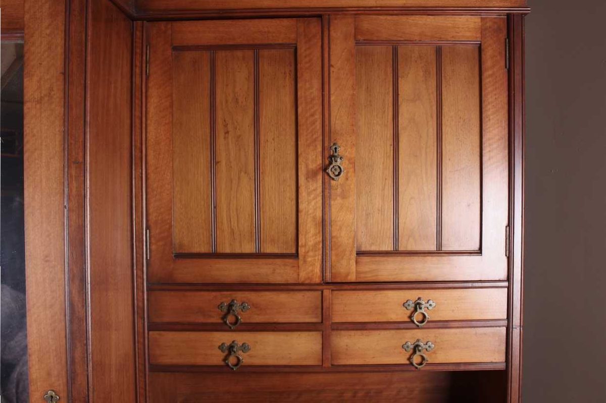 A Late Victorian Aesthetic Movement Walnut Wardrobe by W Walker & Sons, London - Image 4