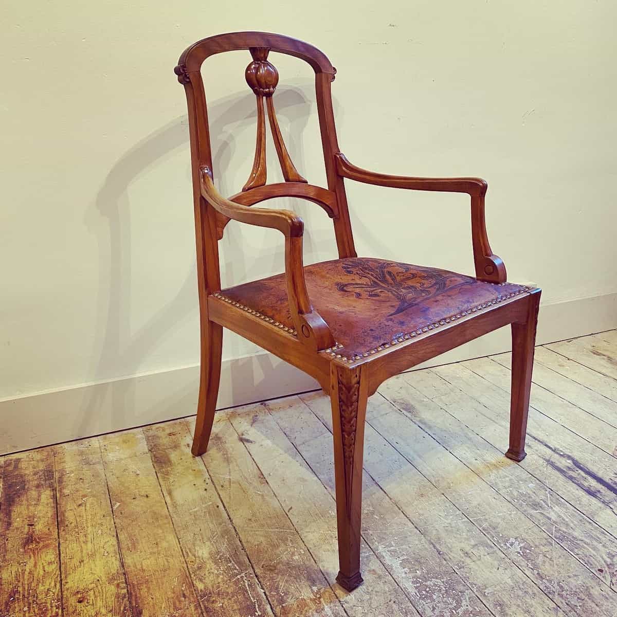 A Pair Of Walnut & Leather Art Nouveau Armchairs - Image 2