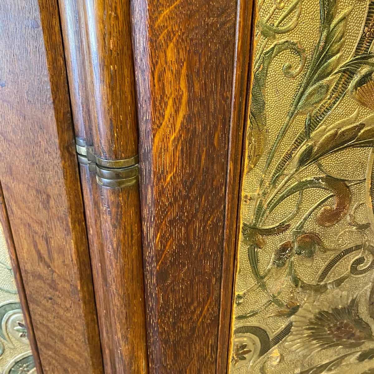 A C19th Embossed Leather & Oak Room Divider Screen - Image 8