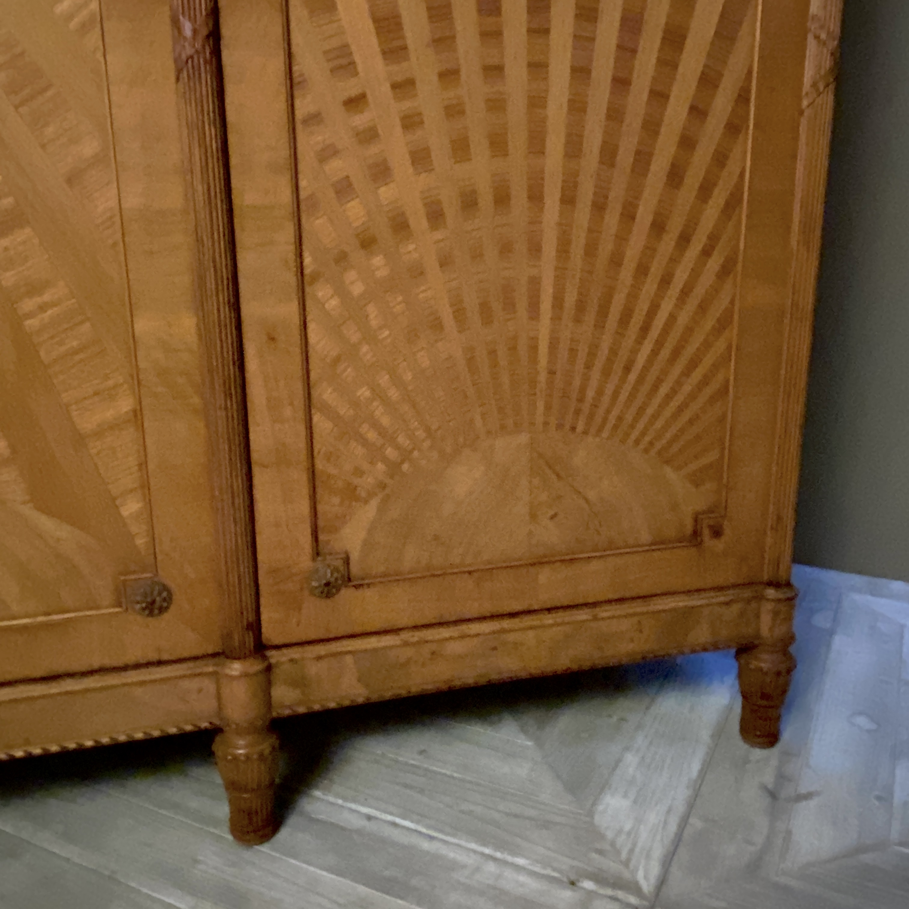 An Edwardian Satinwood Triple Wardrobe Circa 1910 - Image 3