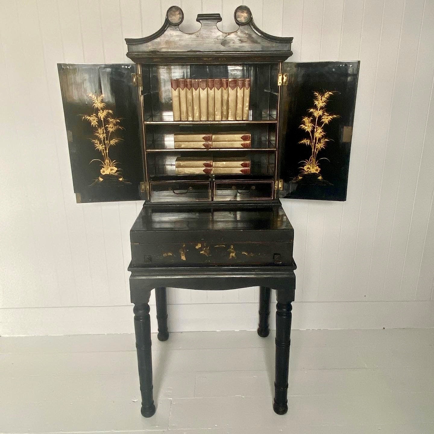 C19th Chinoiserie Lacquered Bureau Bookcase - Image 3