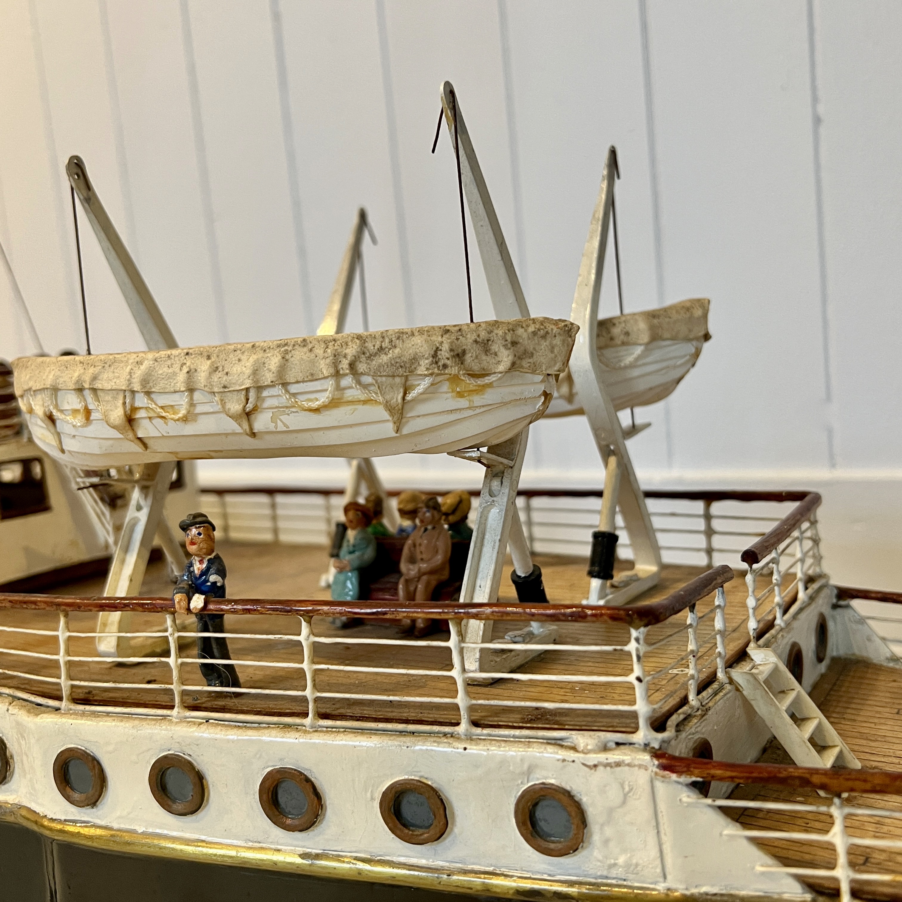 Large Scratch Built Motorised Paddle Steamer by Richard Webb - Image 7