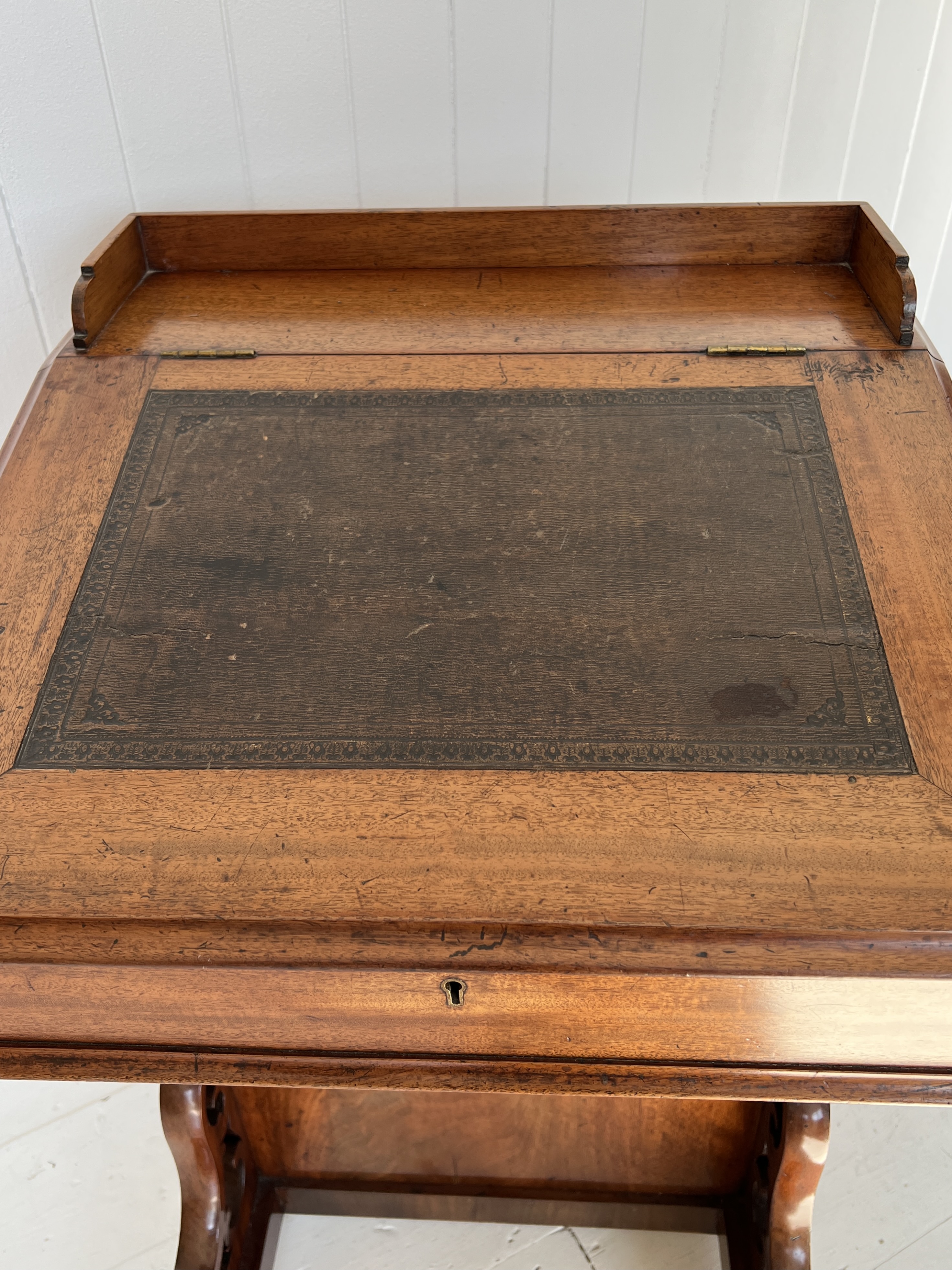 Victorian Mahagony Davenport Desk - Image 11