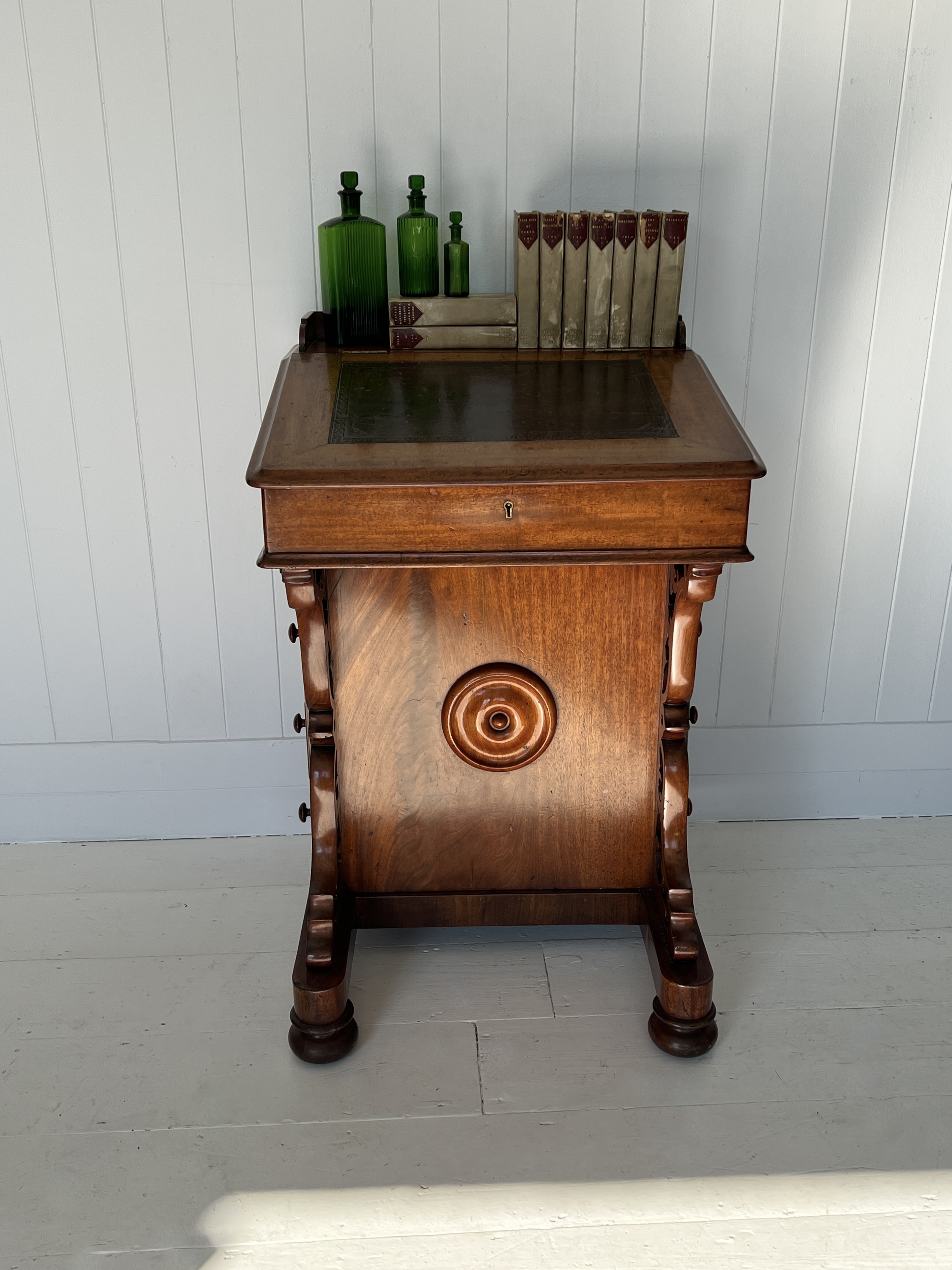 Victorian Mahagony Davenport Desk - Image 4