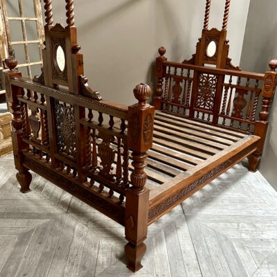 Grand Colonial Teak Tester Bed