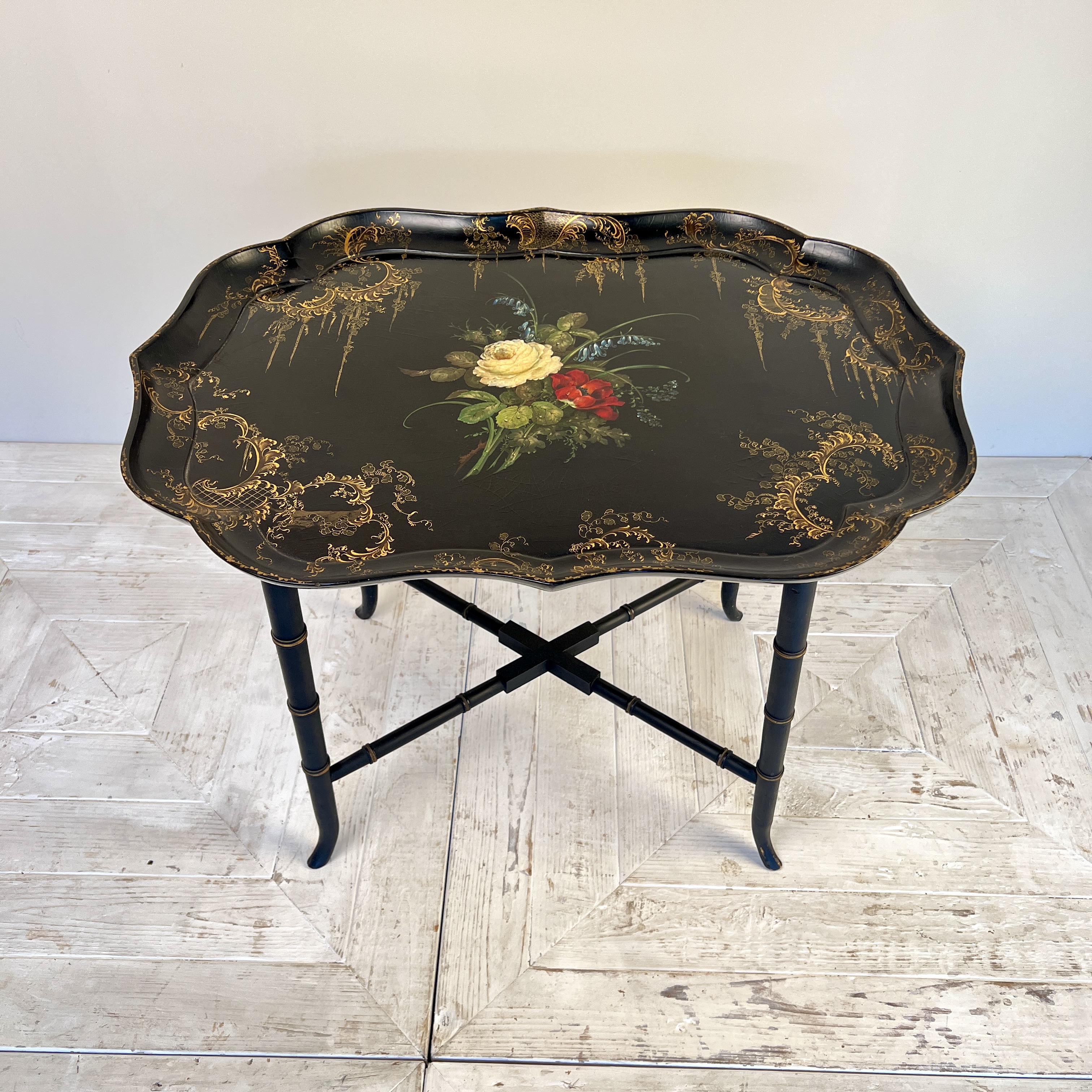 A Regency Japanned Papier-Mache Tray Table By Jennens And Bettridge - Image 3