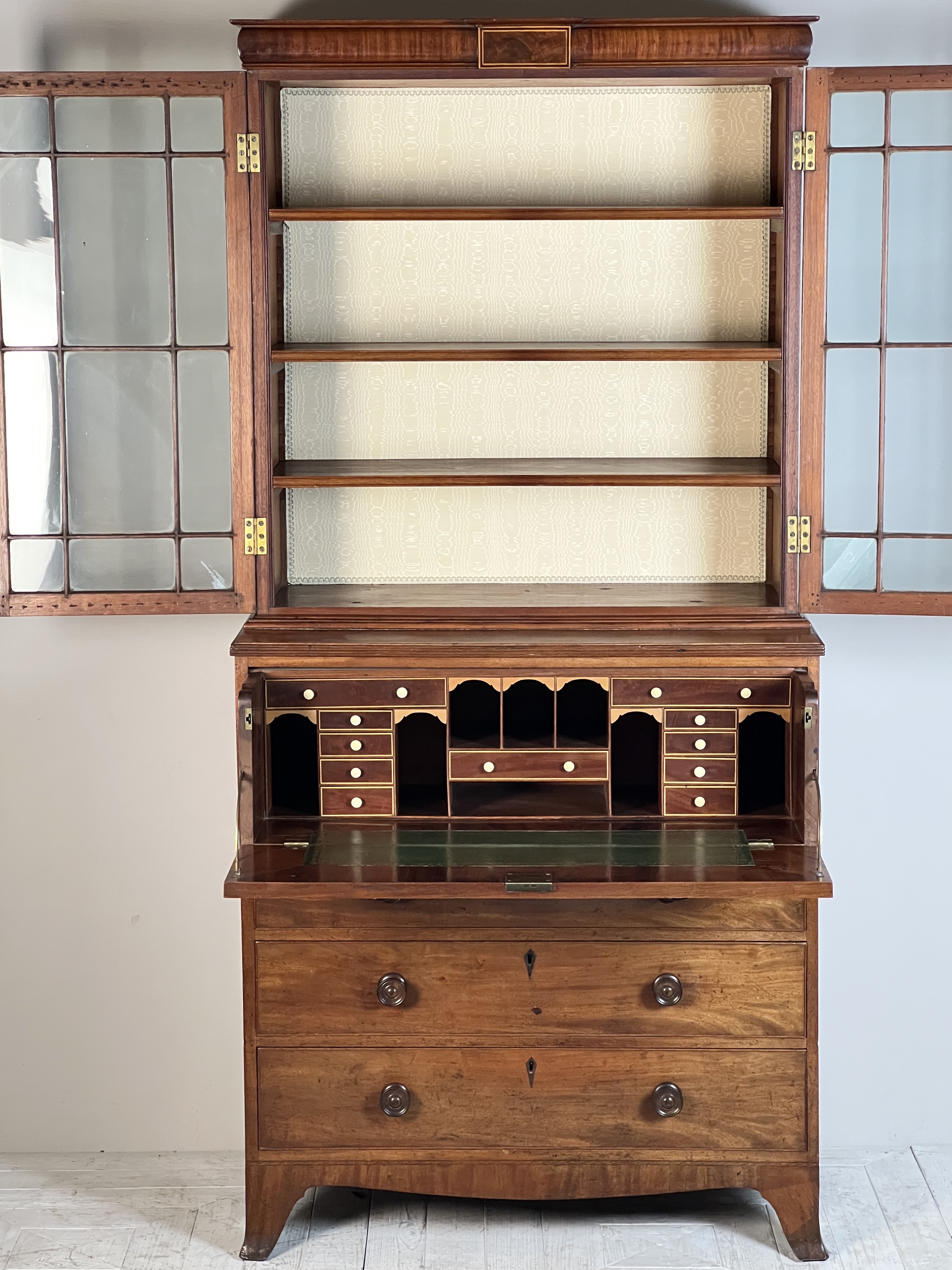 SOLD - A Georgian Mahogany Secretaire Bookcase Circa 1800 - Image 9