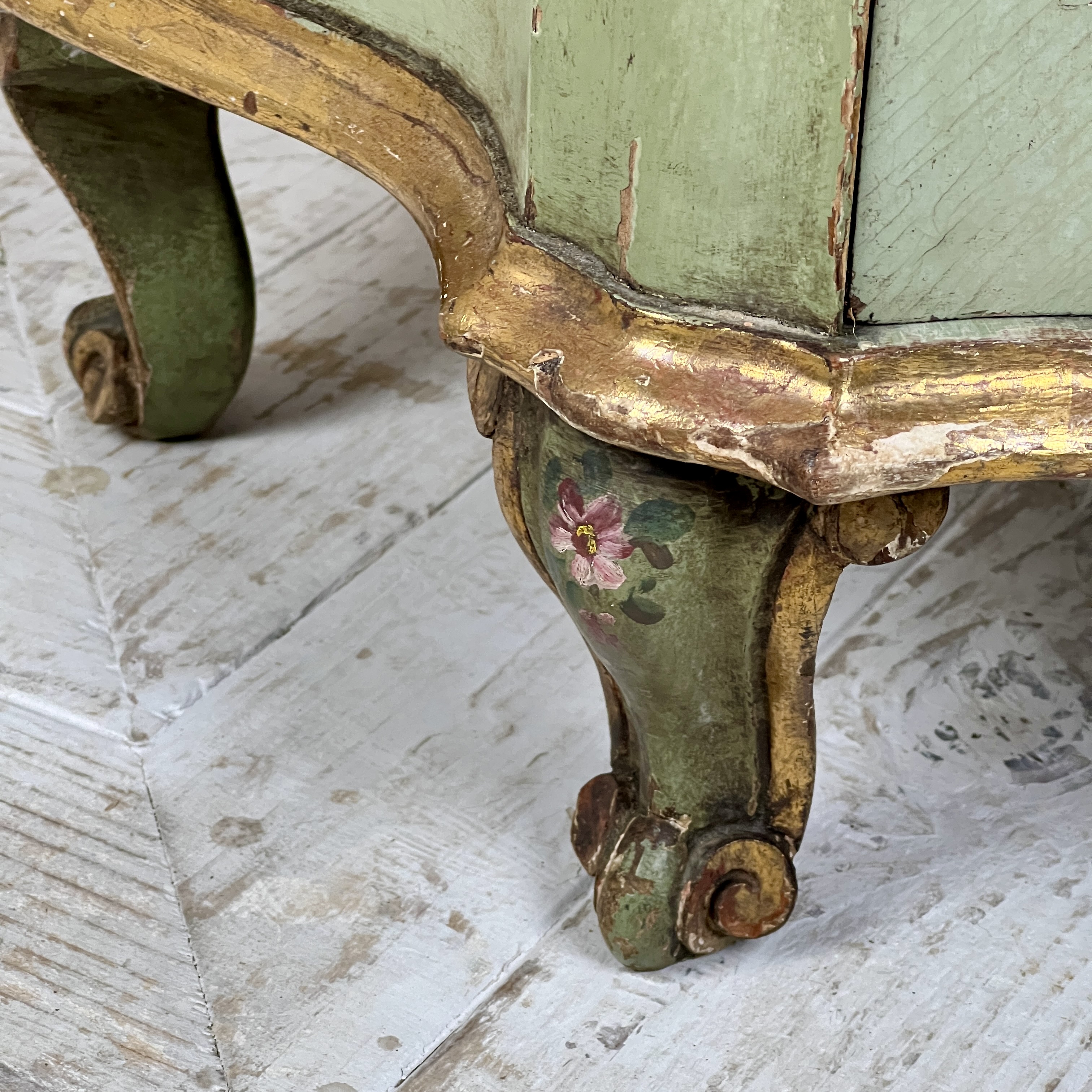 A Pair Of C19th Venetian Hand Painted Bedside Cabinets - Image 7