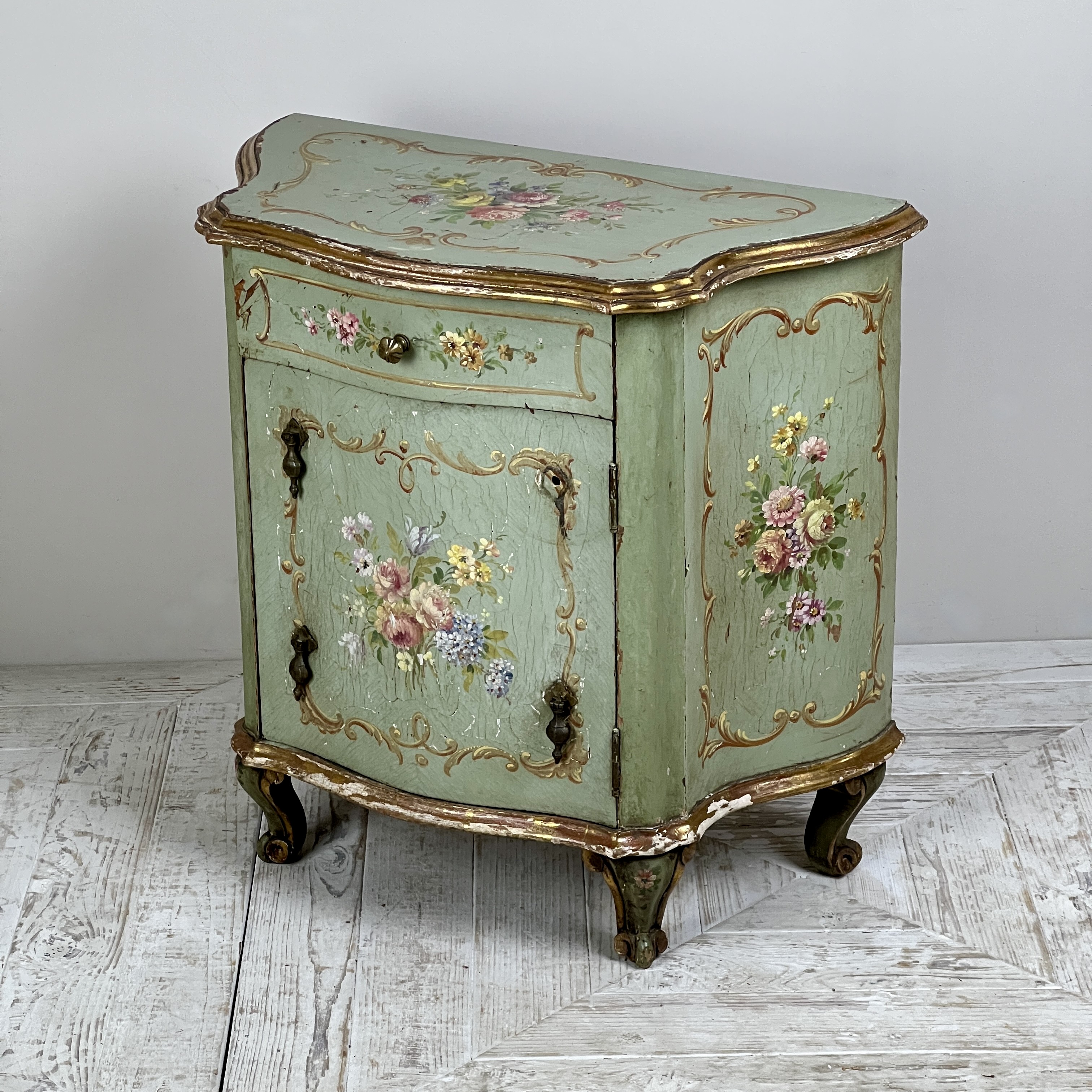 A Pair Of C19th Venetian Hand Painted Bedside Cabinets - Image 8