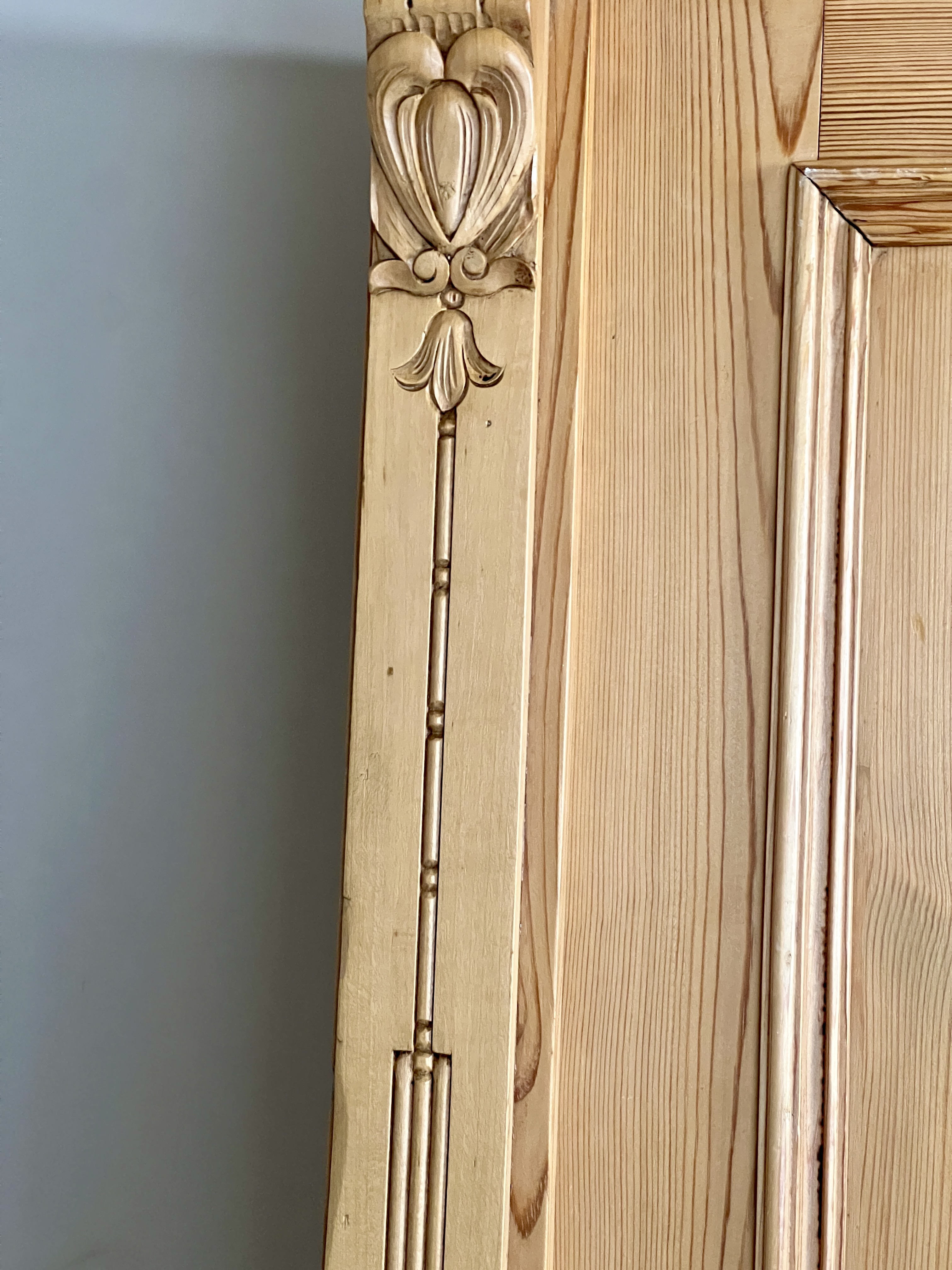 Continental Pine Art Nouveau Knockdown Wardrobe - Image 6