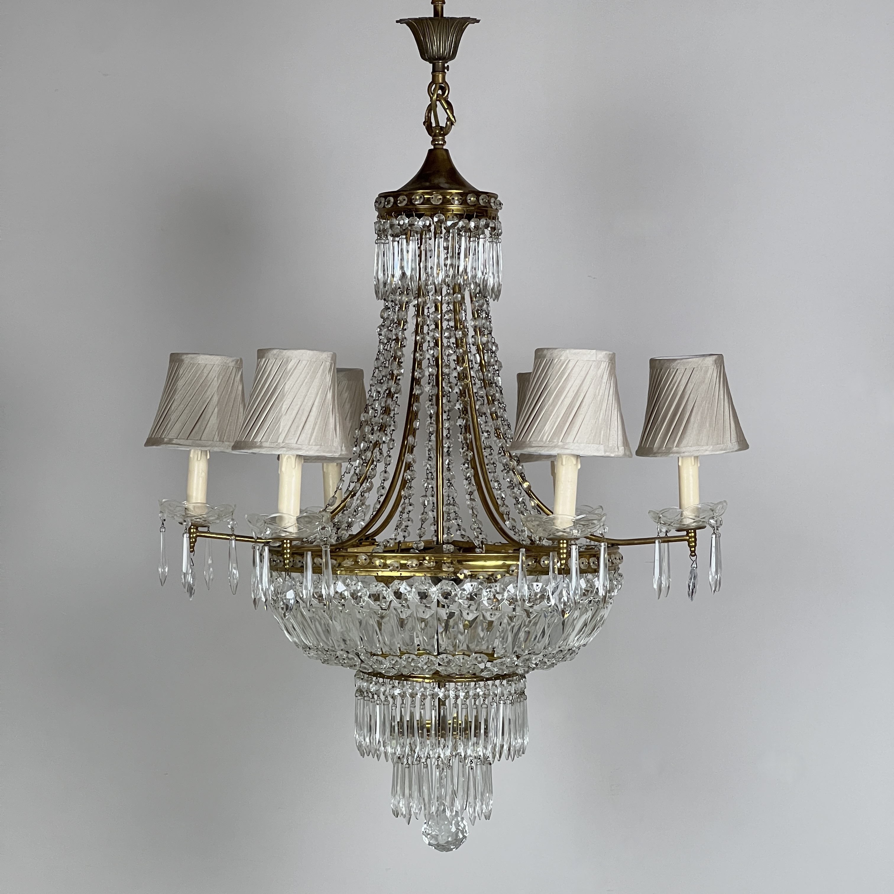 Empire Style Crystal Tent And Bag Chandelier - Image 8