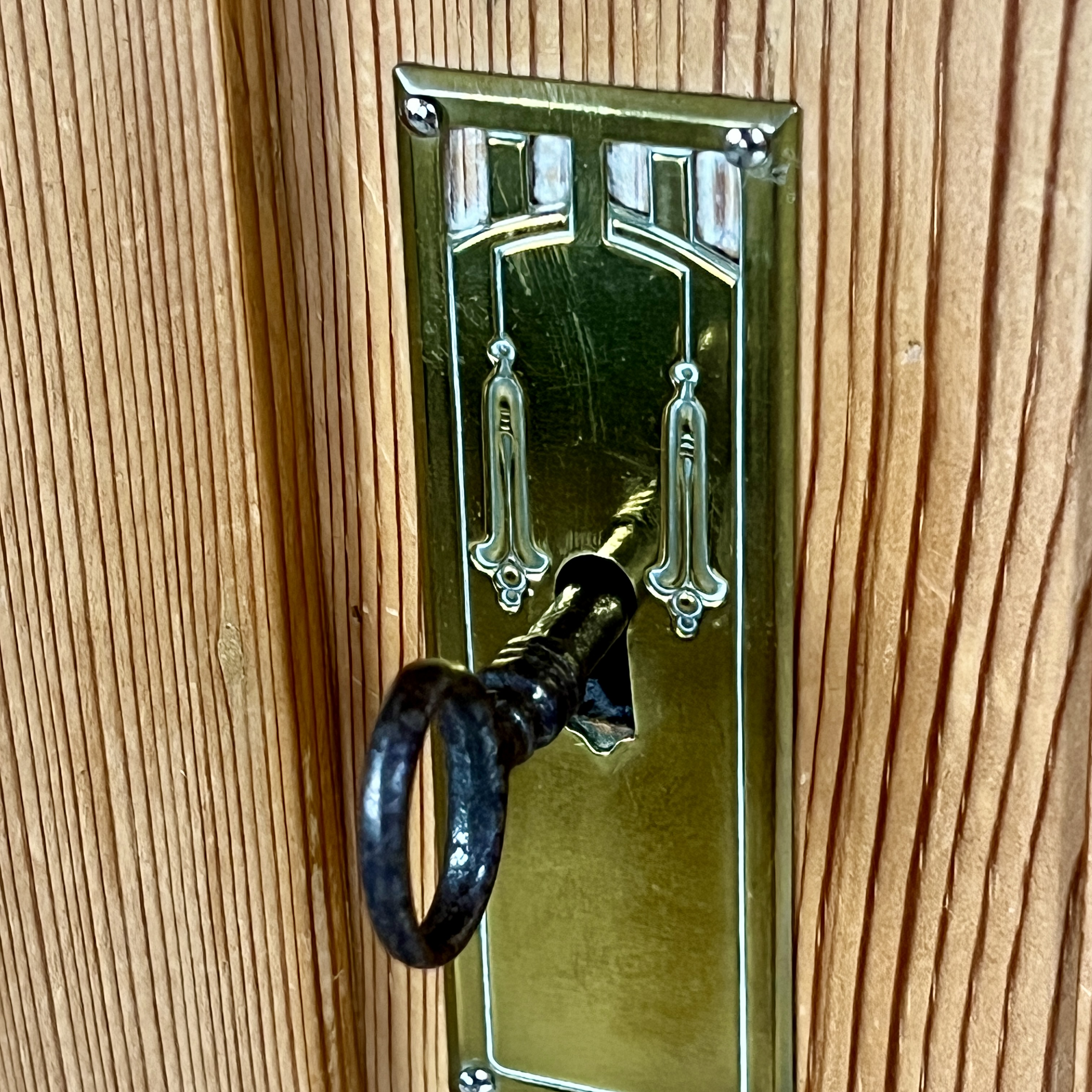 Continental Pine Art Nouveau Knockdown Wardrobe - Image 9