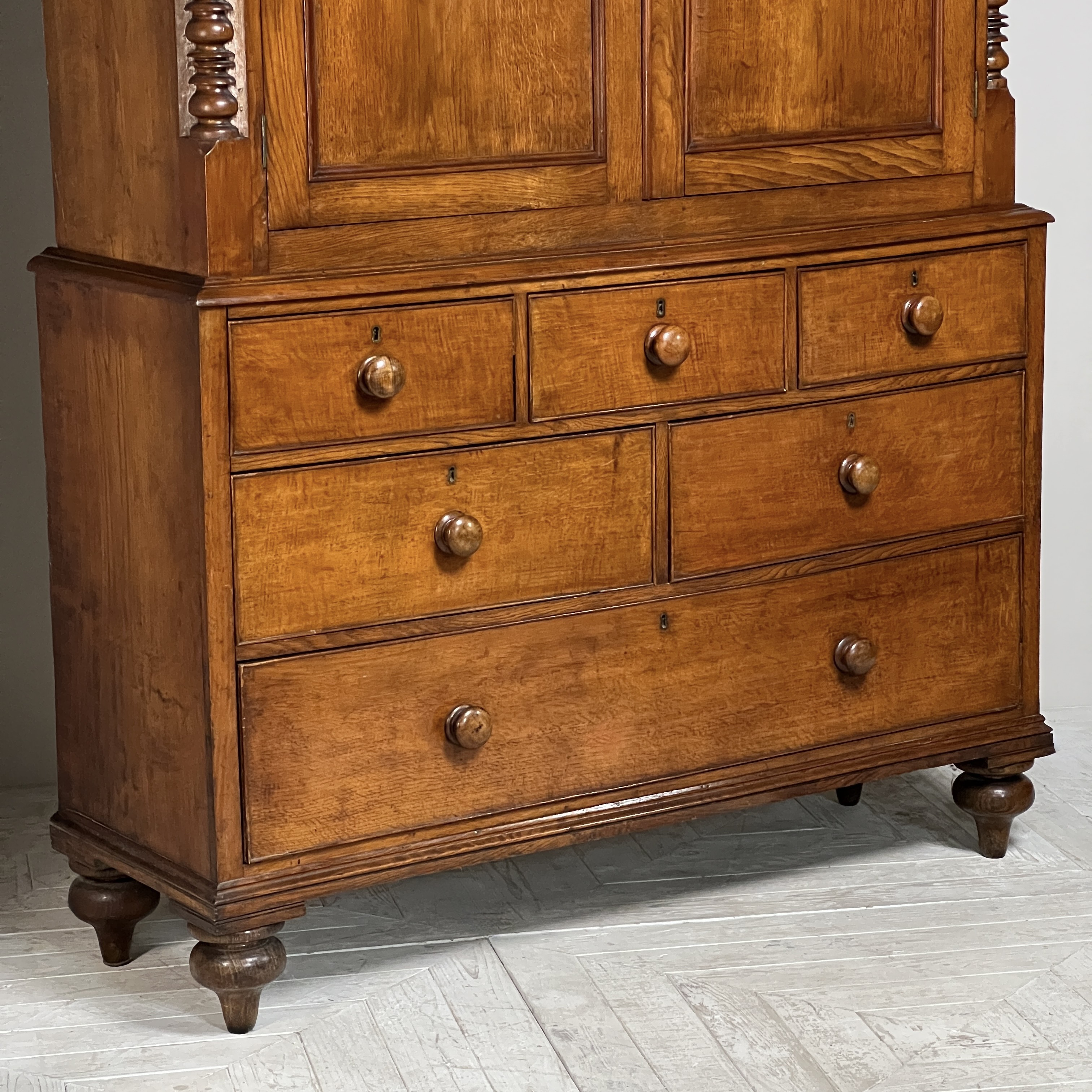 19Th Century Welsh Oak Housekeepers Cupboard Or Linen Press - Image 7
