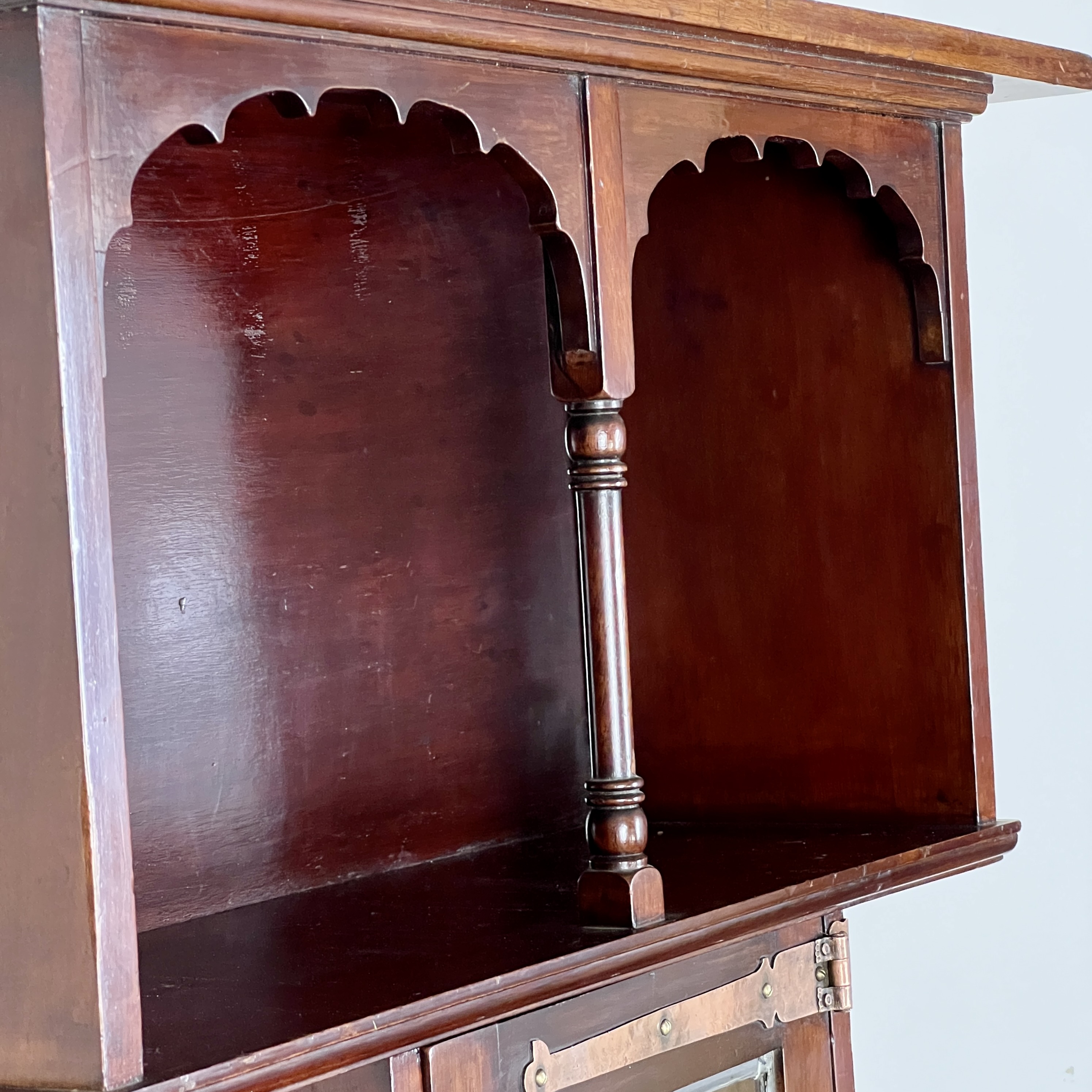 A Mahogany Arts And Crafts Wall Shelf Cabinet - Image 6