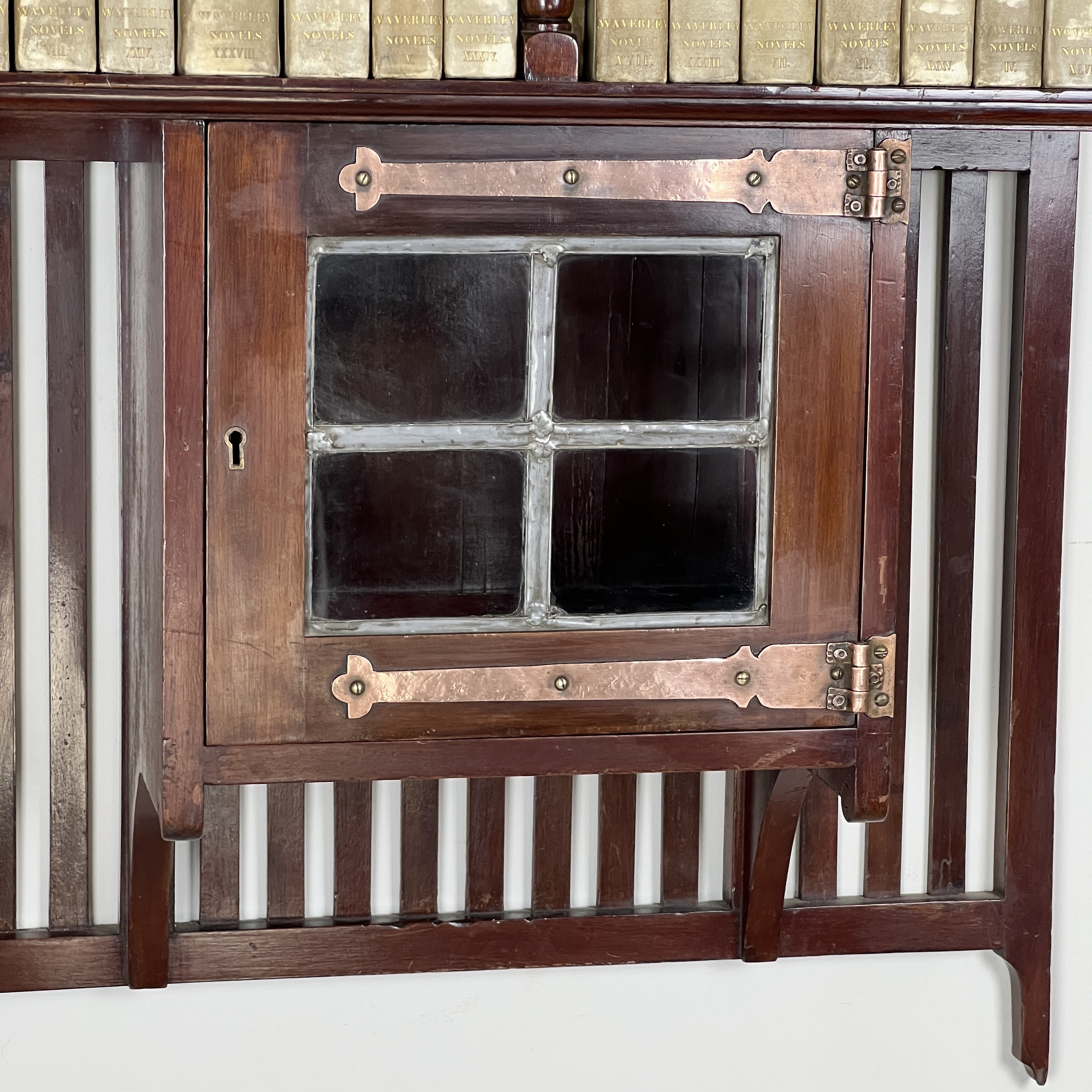 A Mahogany Arts And Crafts Wall Shelf Cabinet - Image 10