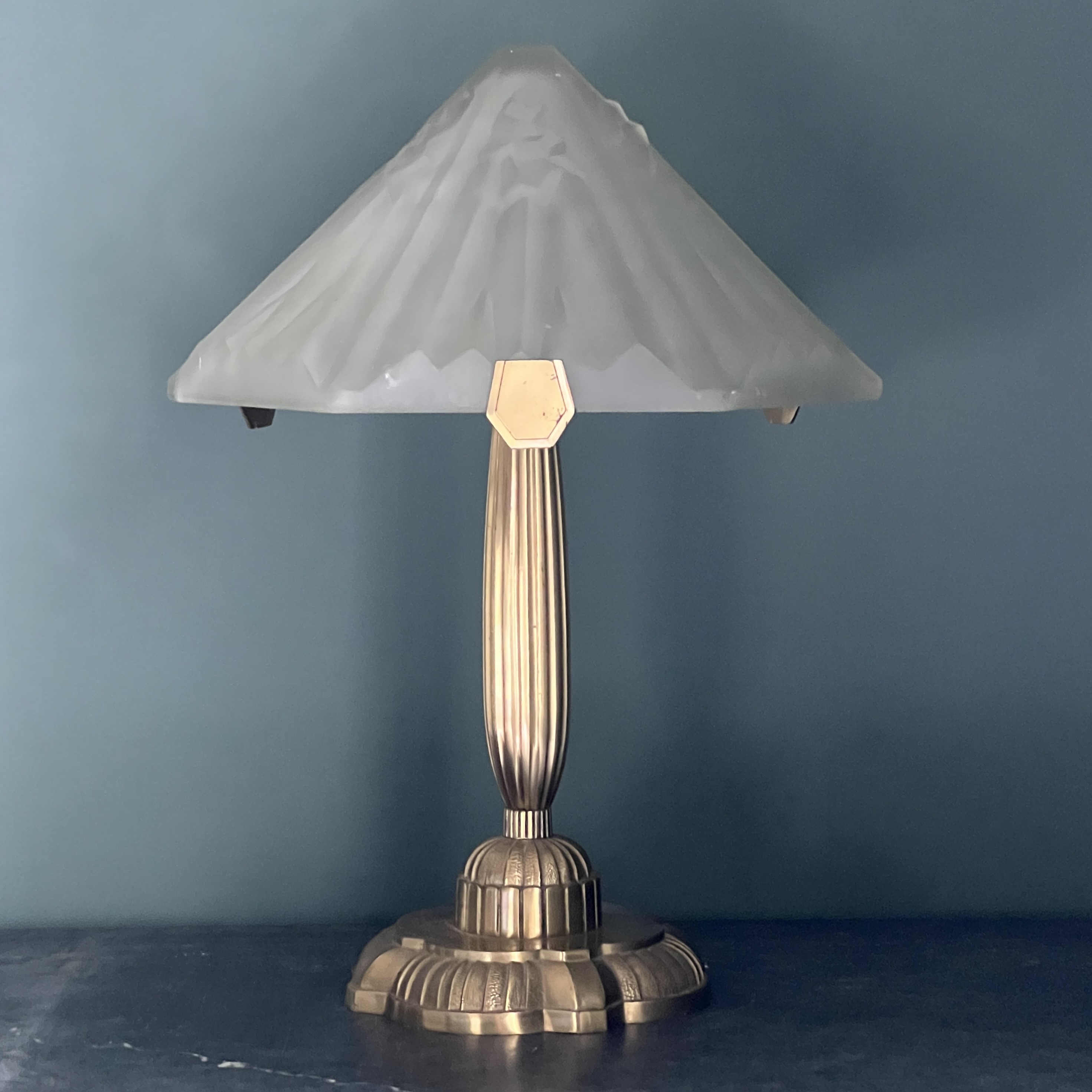 Gilt Brass Art Deco Table Lamp - Image 6