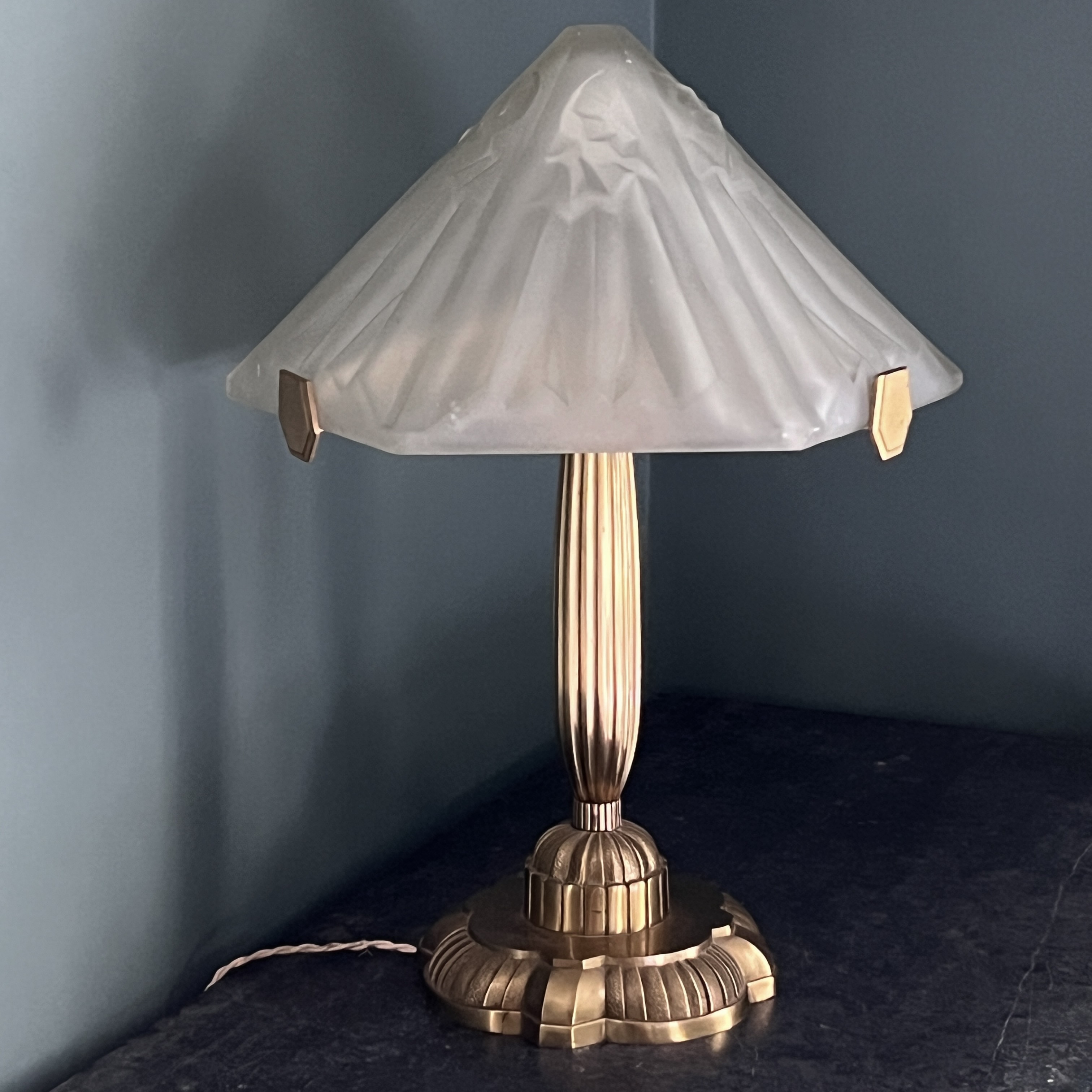Gilt Brass Art Deco Table Lamp - Image 4