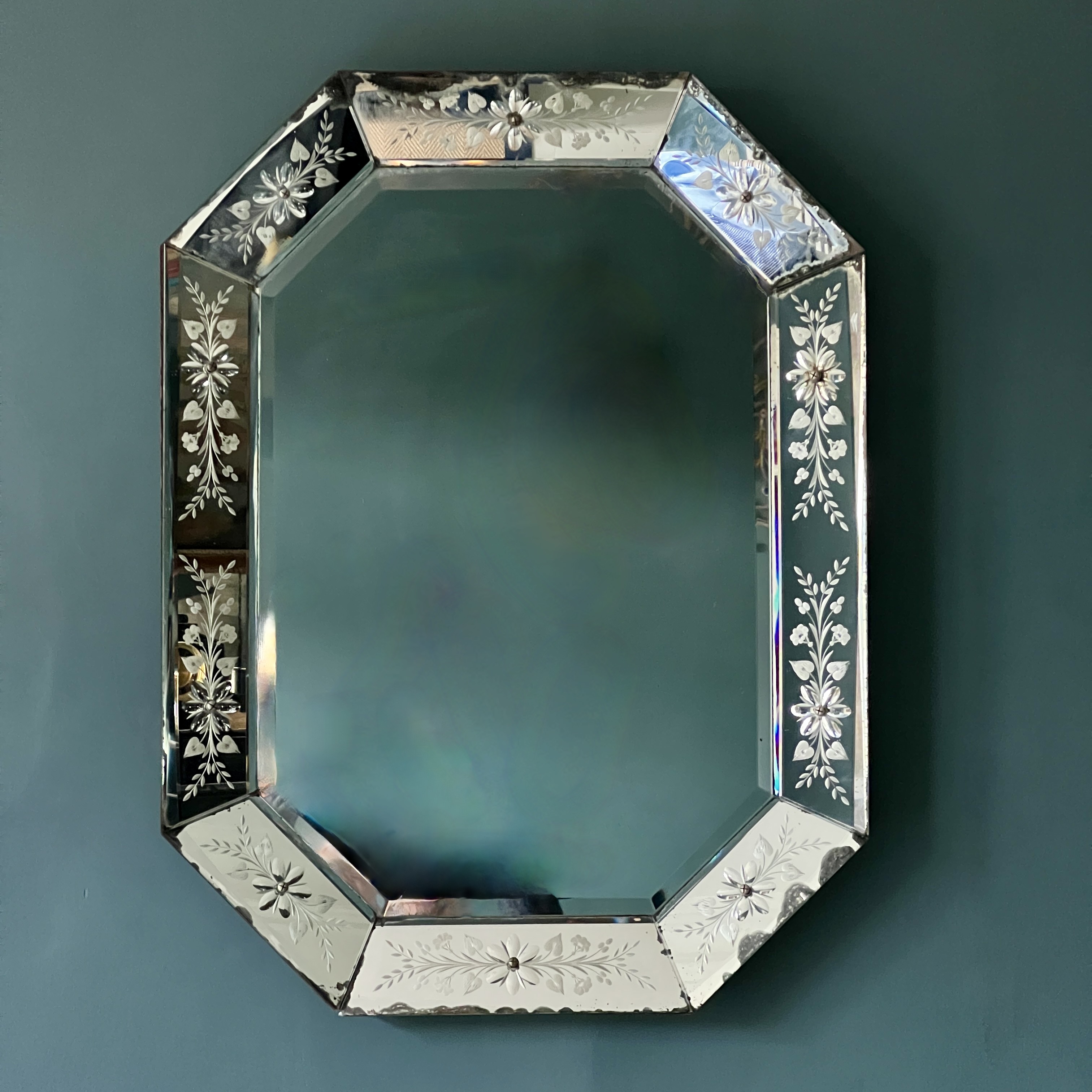 Antique Venetian Octagonal Wall Mirror - Image 3