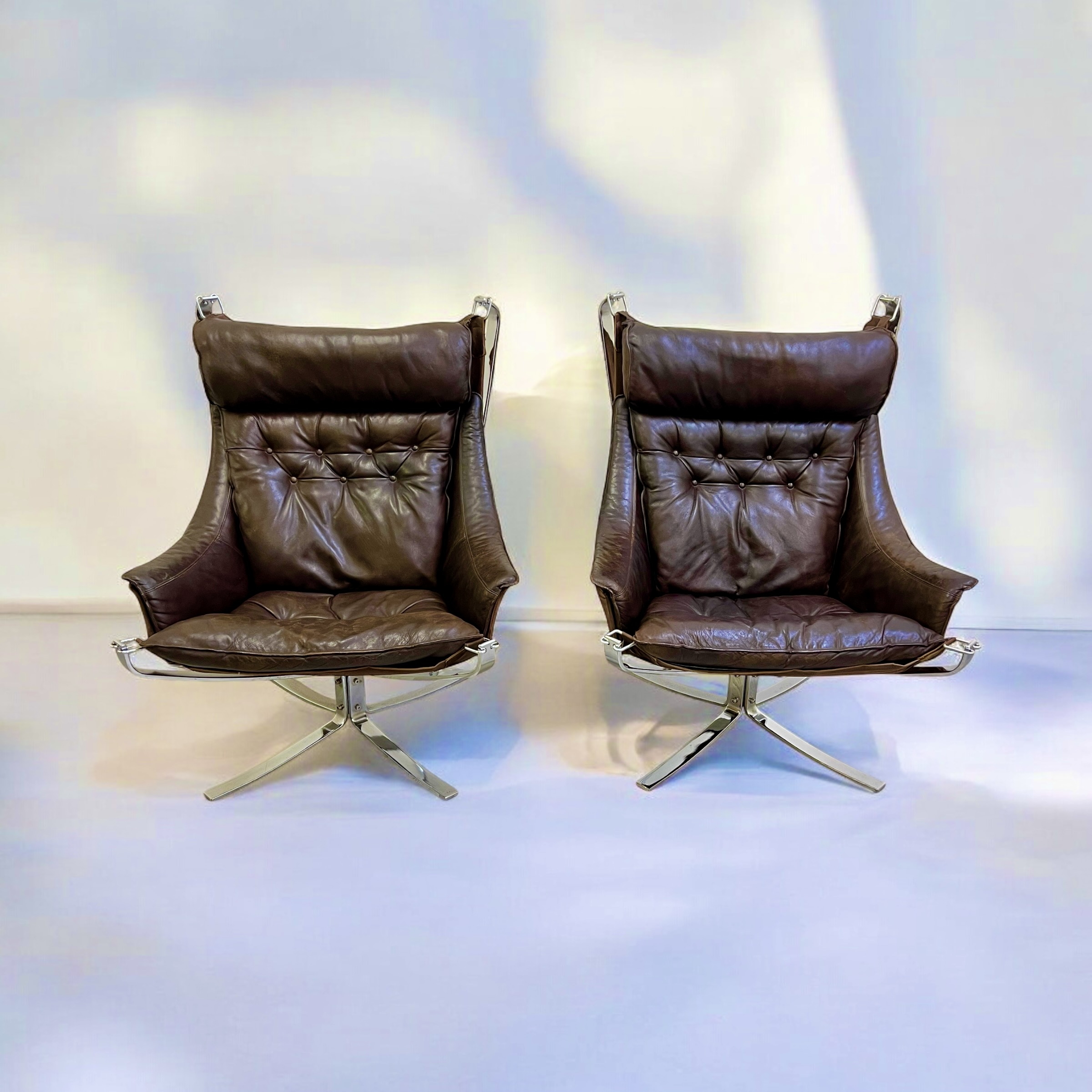 Pair Of Leather & Chrome Falcon Armchairs Designed By Sigurd Resell (1920-2010) - Image 3