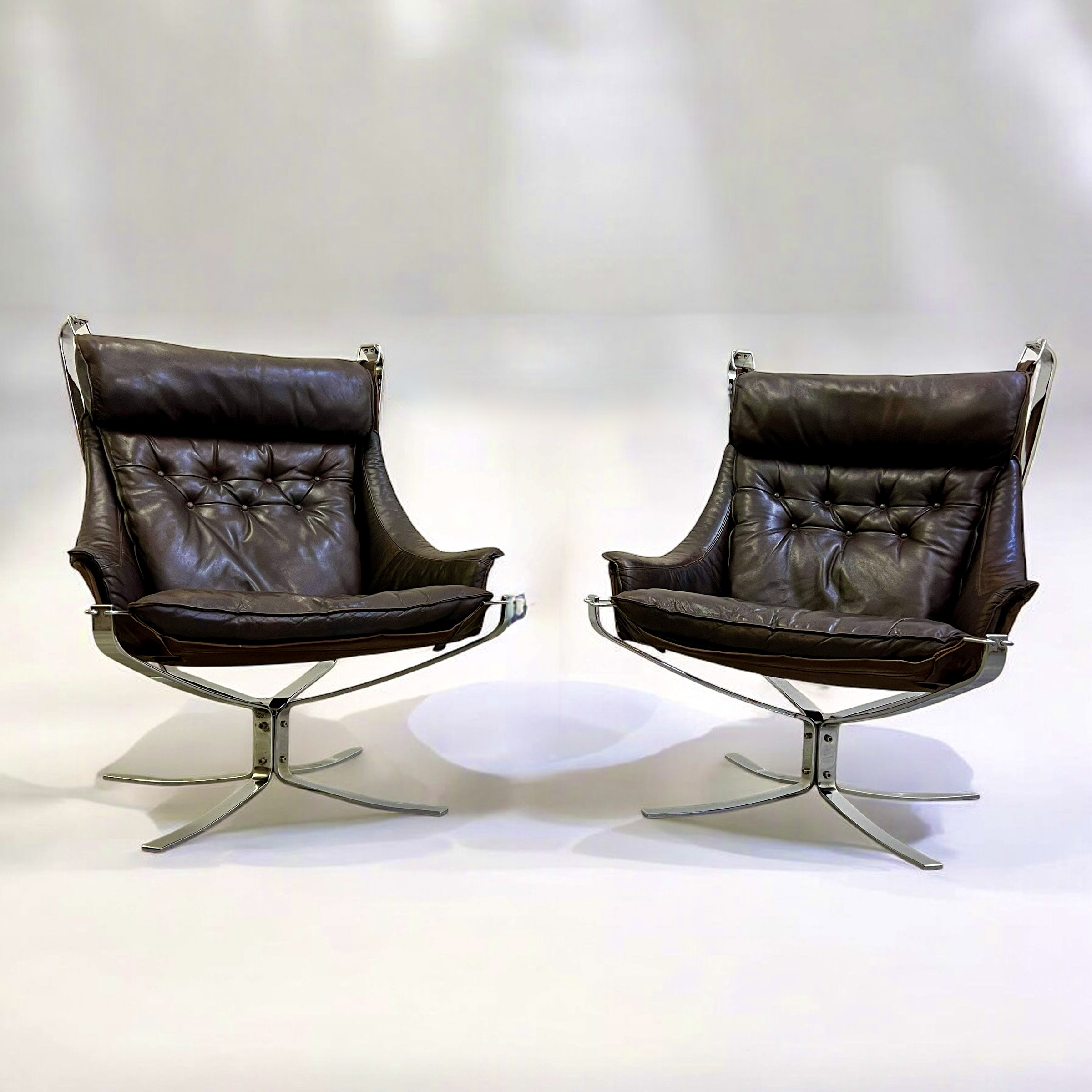 Pair Of Leather & Chrome Falcon Armchairs Designed By Sigurd Resell (1920-2010) - Image 2