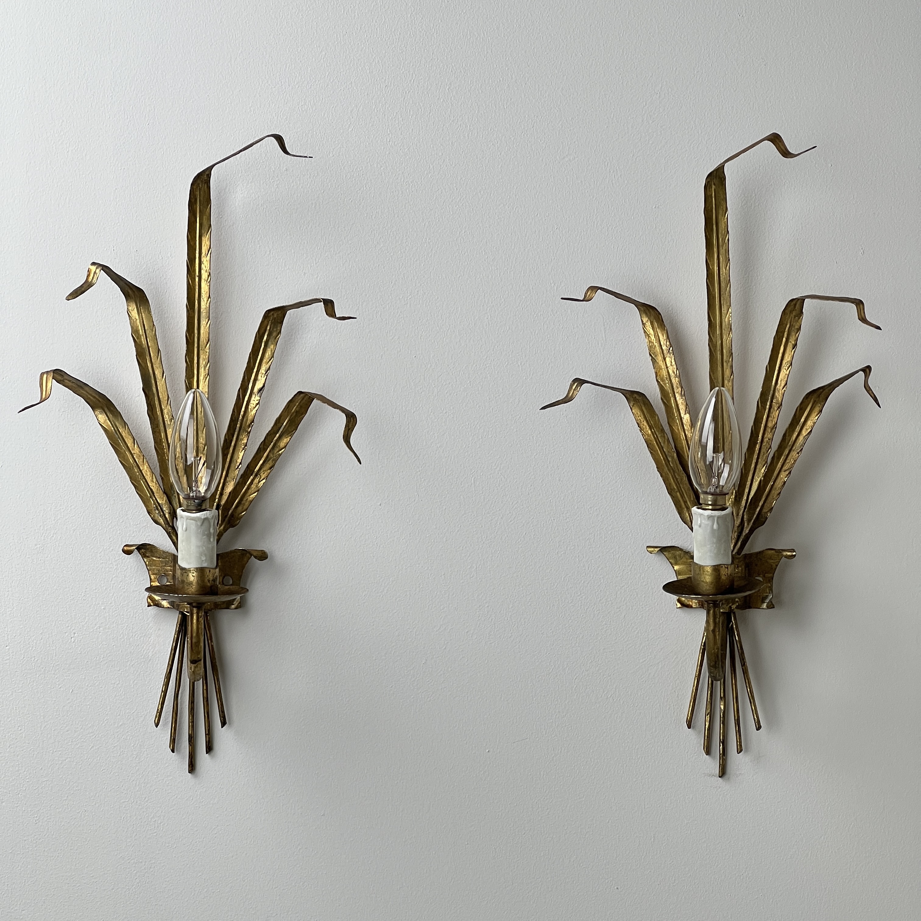 A Pair Of Midcentury Gilt Toleware Wall Lights - Image 2