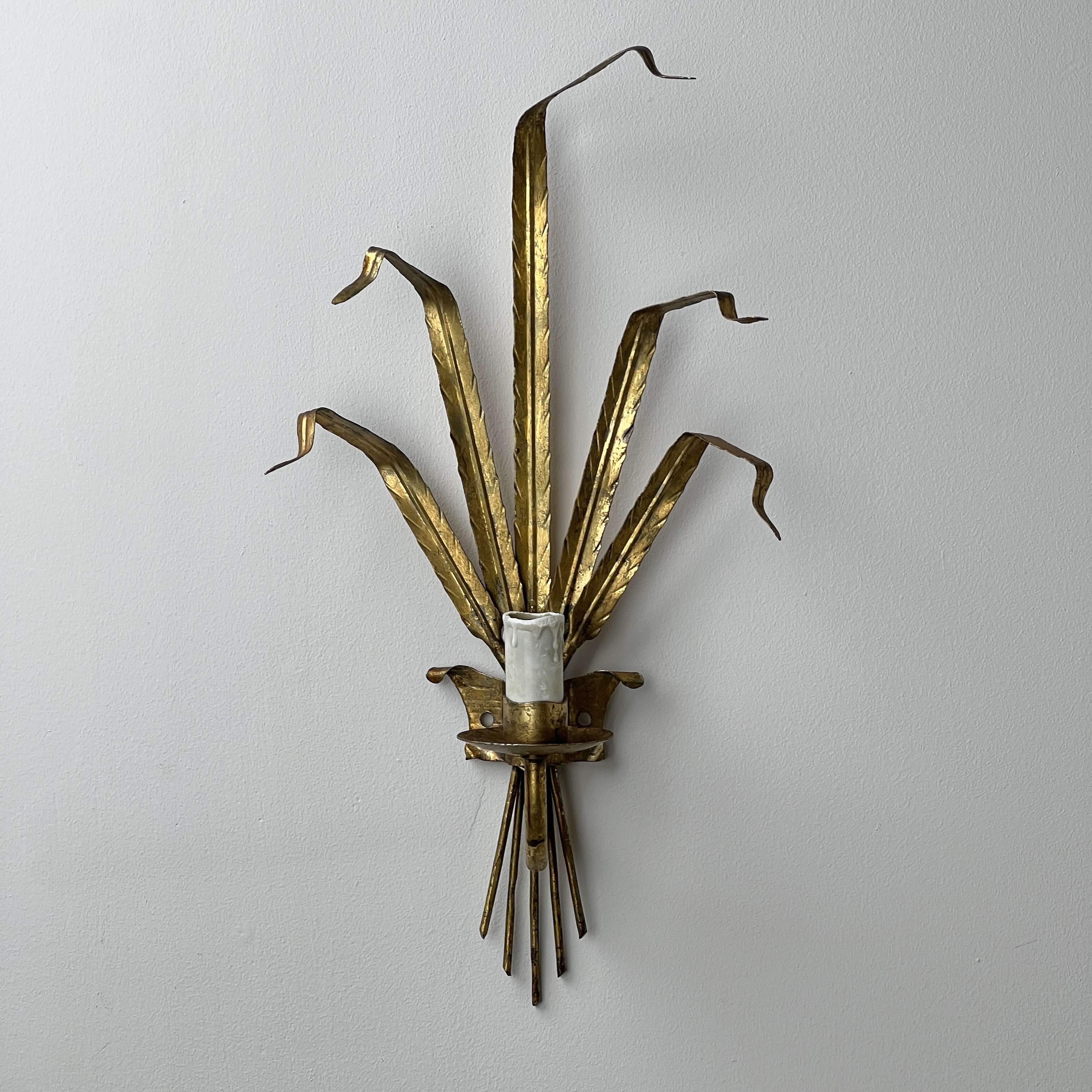 A Pair Of Midcentury Gilt Toleware Wall Lights - Image 6