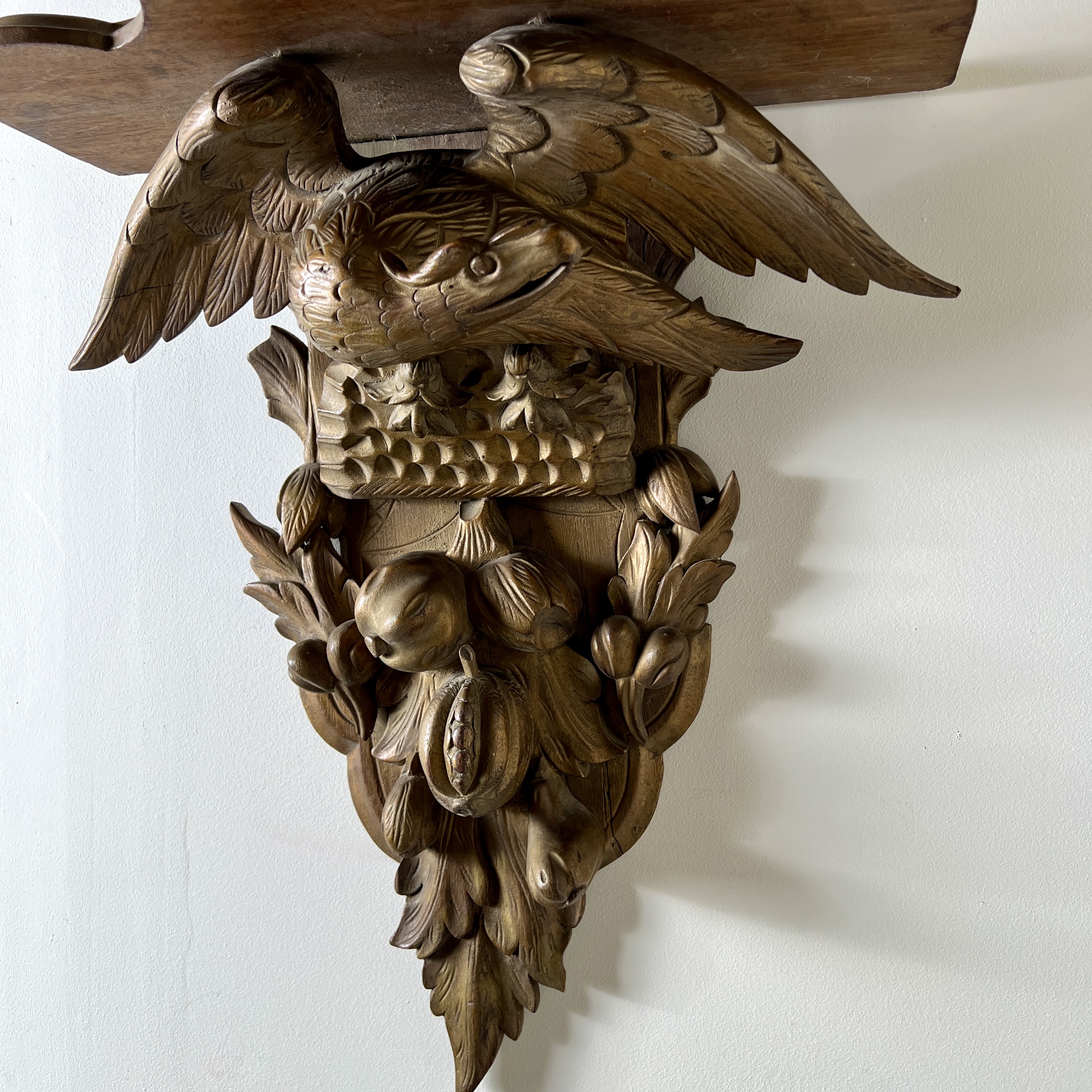 A C19th Carved Giltwood Wall Bracket - Image 9
