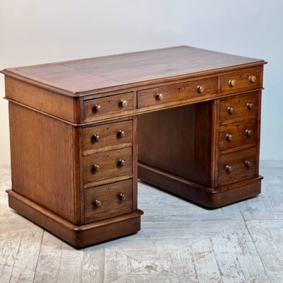 Victorian Oak Pedestal Desk By Deighton & Dunthorne, Holborn, London