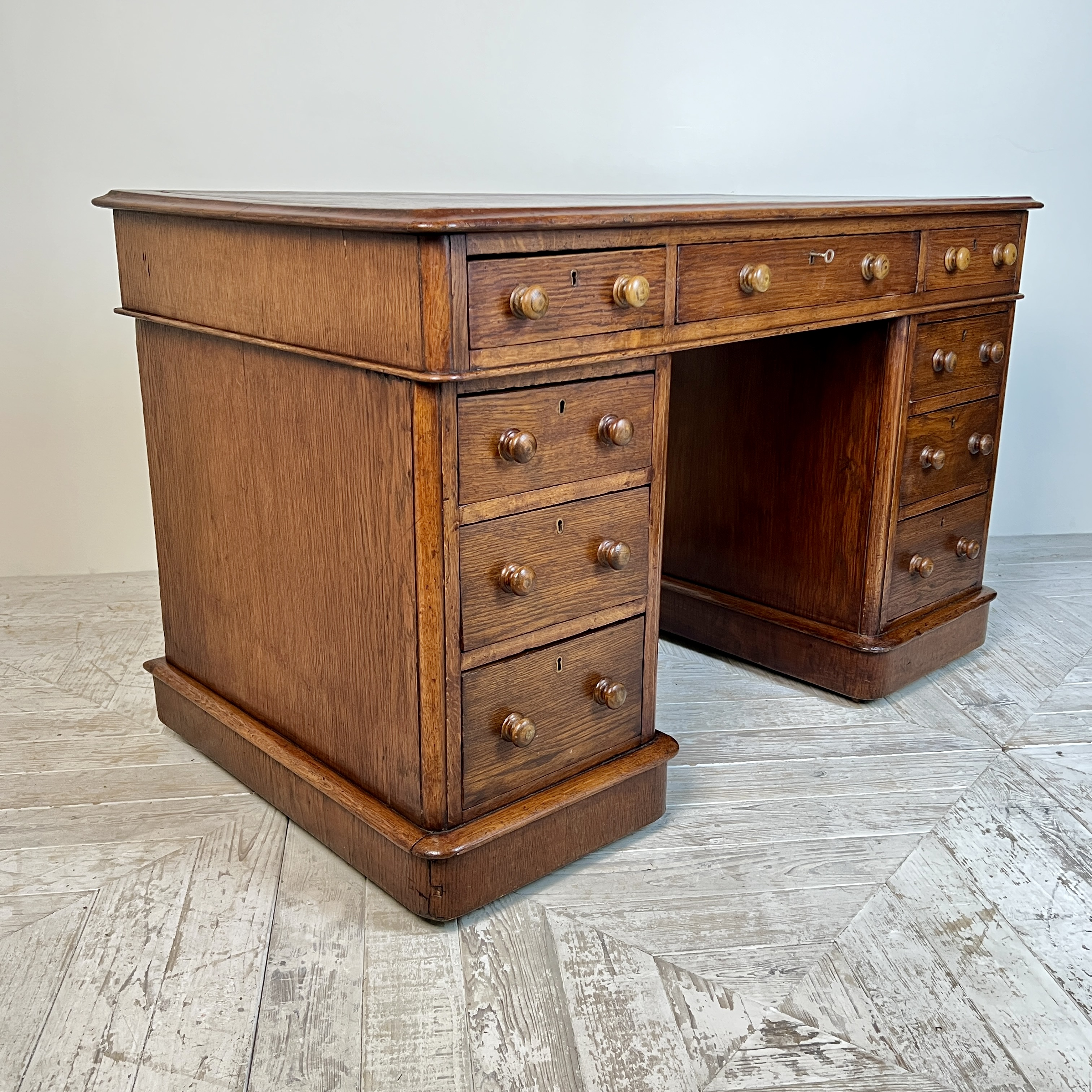 Victorian Oak Pedestal Desk By Deighton & Dunthorne, Holborn, London - Image 8