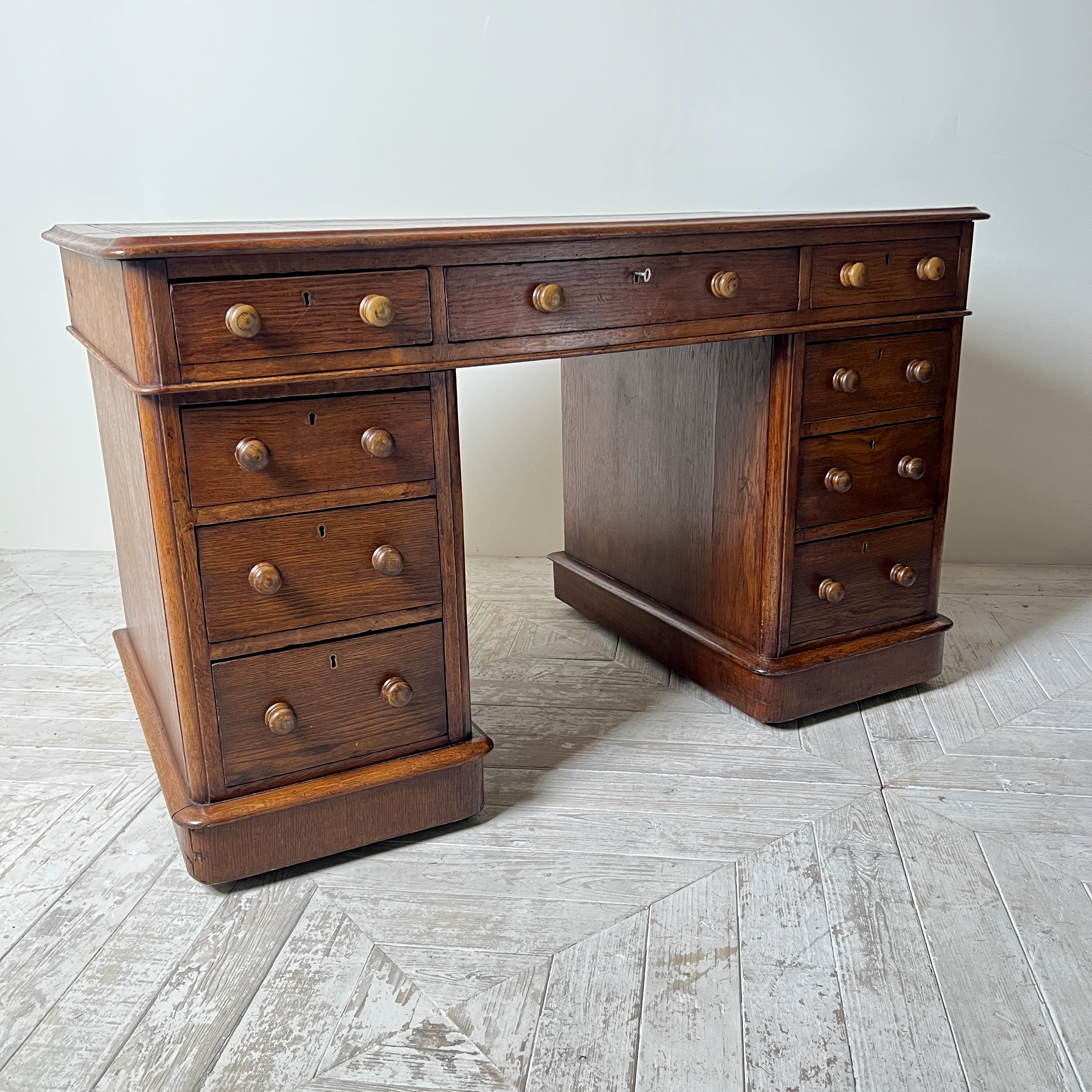 Victorian Oak Pedestal Desk By Deighton & Dunthorne, Holborn, London - Image 6