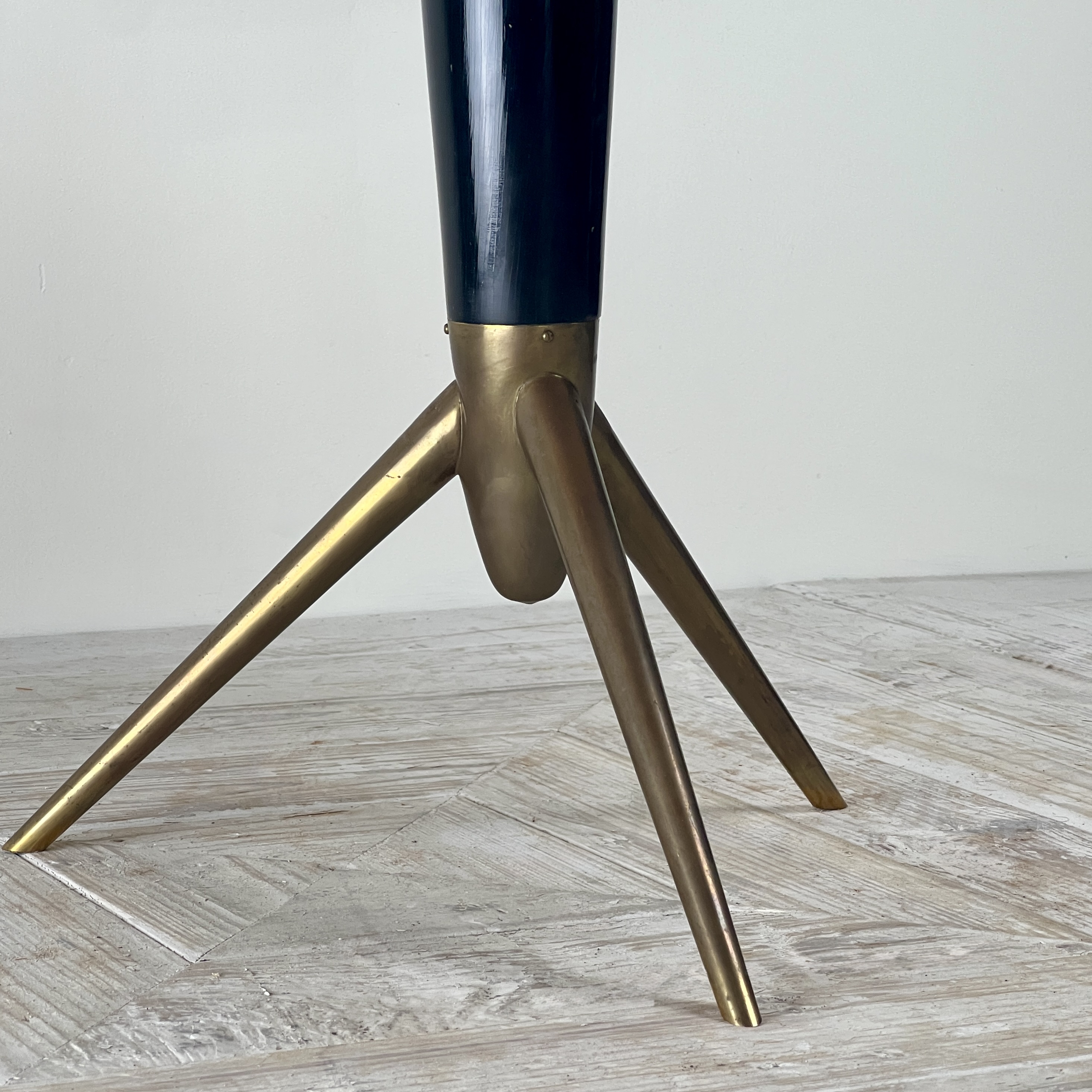 Italian Lacquered Goatskin Trompe L'oeil Table Attributed To Aldo Tura - Image 4