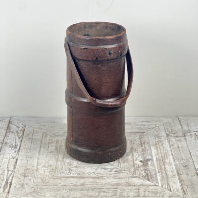 A Large First World War Leather Shell Carrier Stick Stand