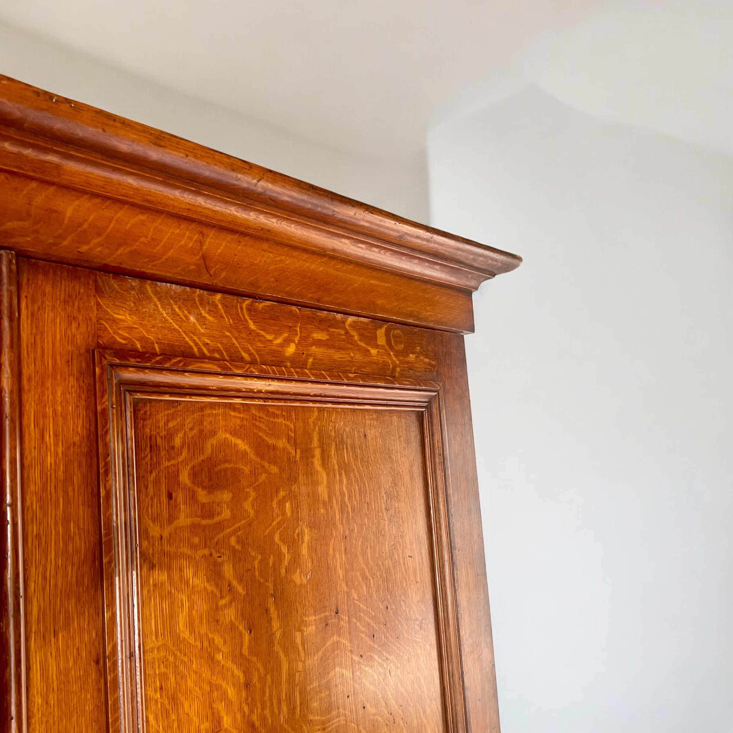 19Th Century Oak Wardrobe Linen Press Or Housekeeper's Cupboard - Image 8