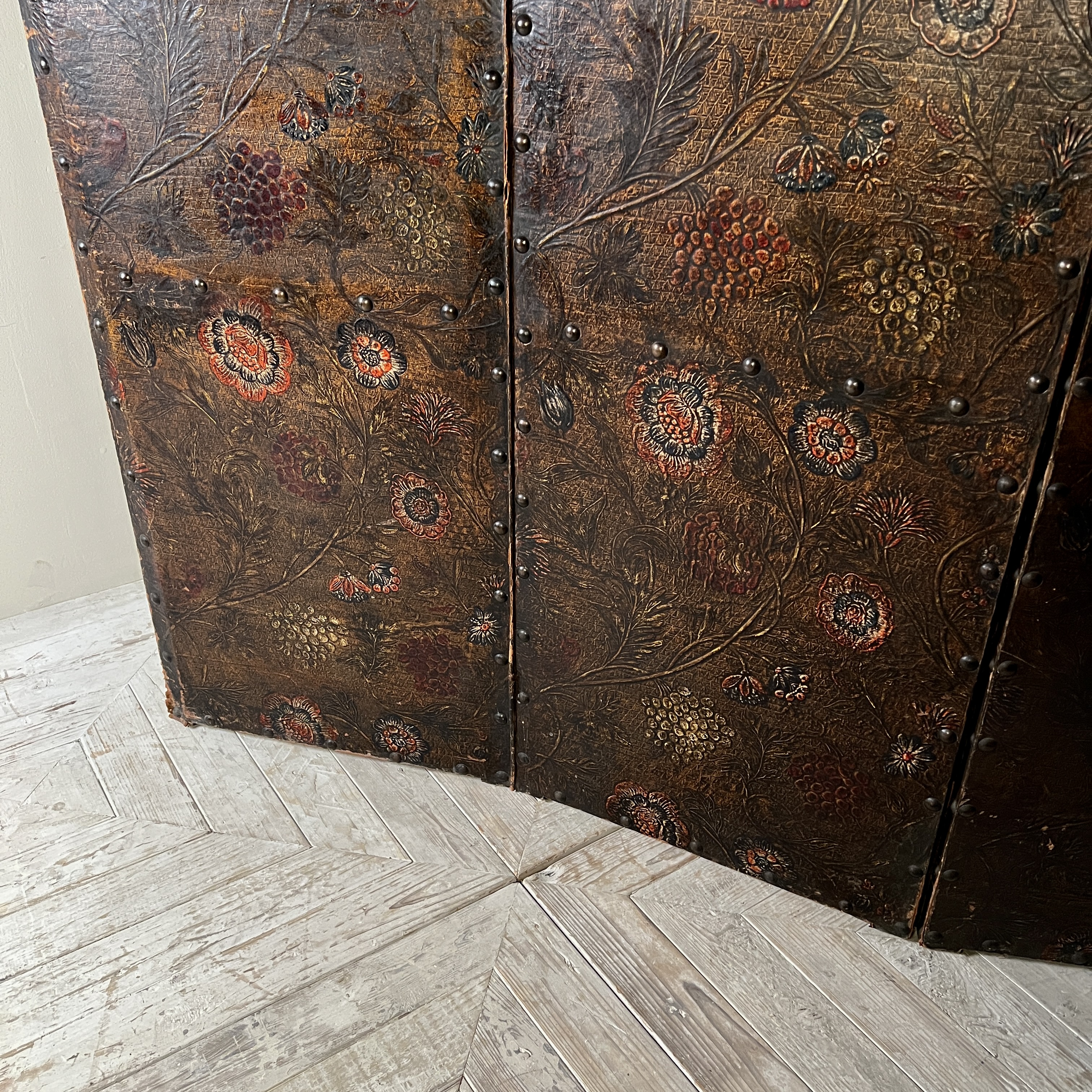 Antique Painted & Embossed Leather Four‑Leaf Dressing Screen Circa 1910 - Image 9