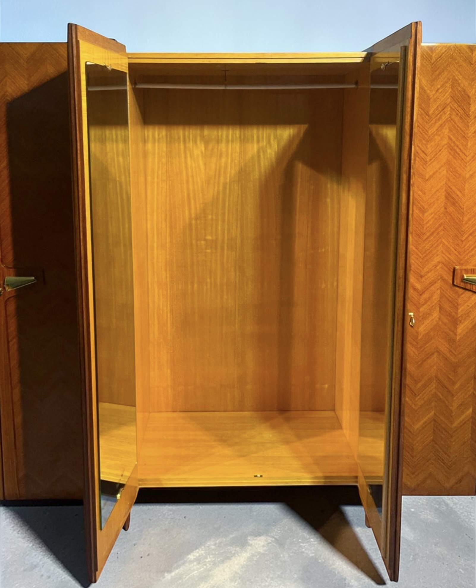 Mid-Century Italian Triple Wardrobe By La Permanente Mobili Cantù, 1950's - Image 6
