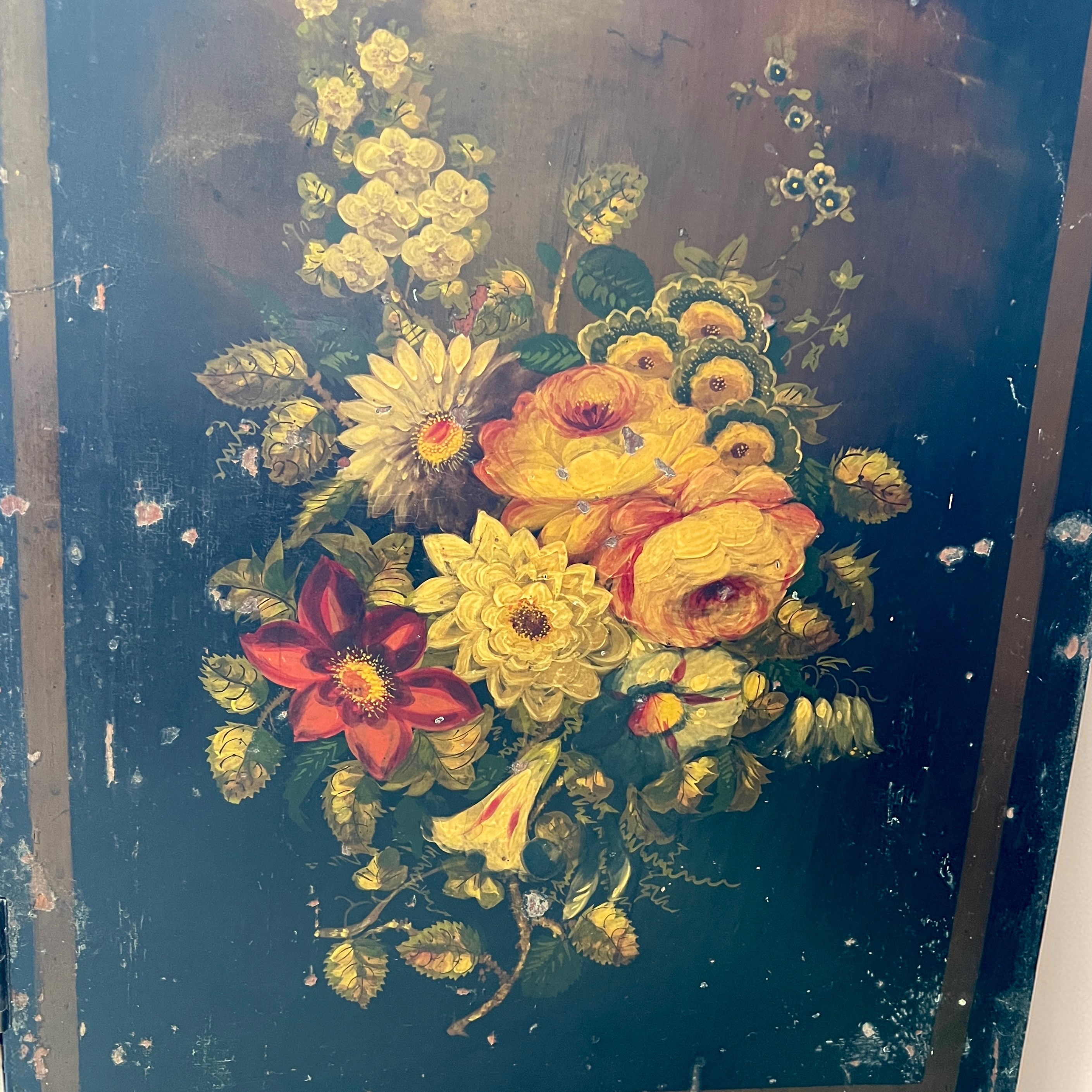 Victorian Black Ebonised Pine Cabinet With Hand‑Painted Floral Decoration - Image 4