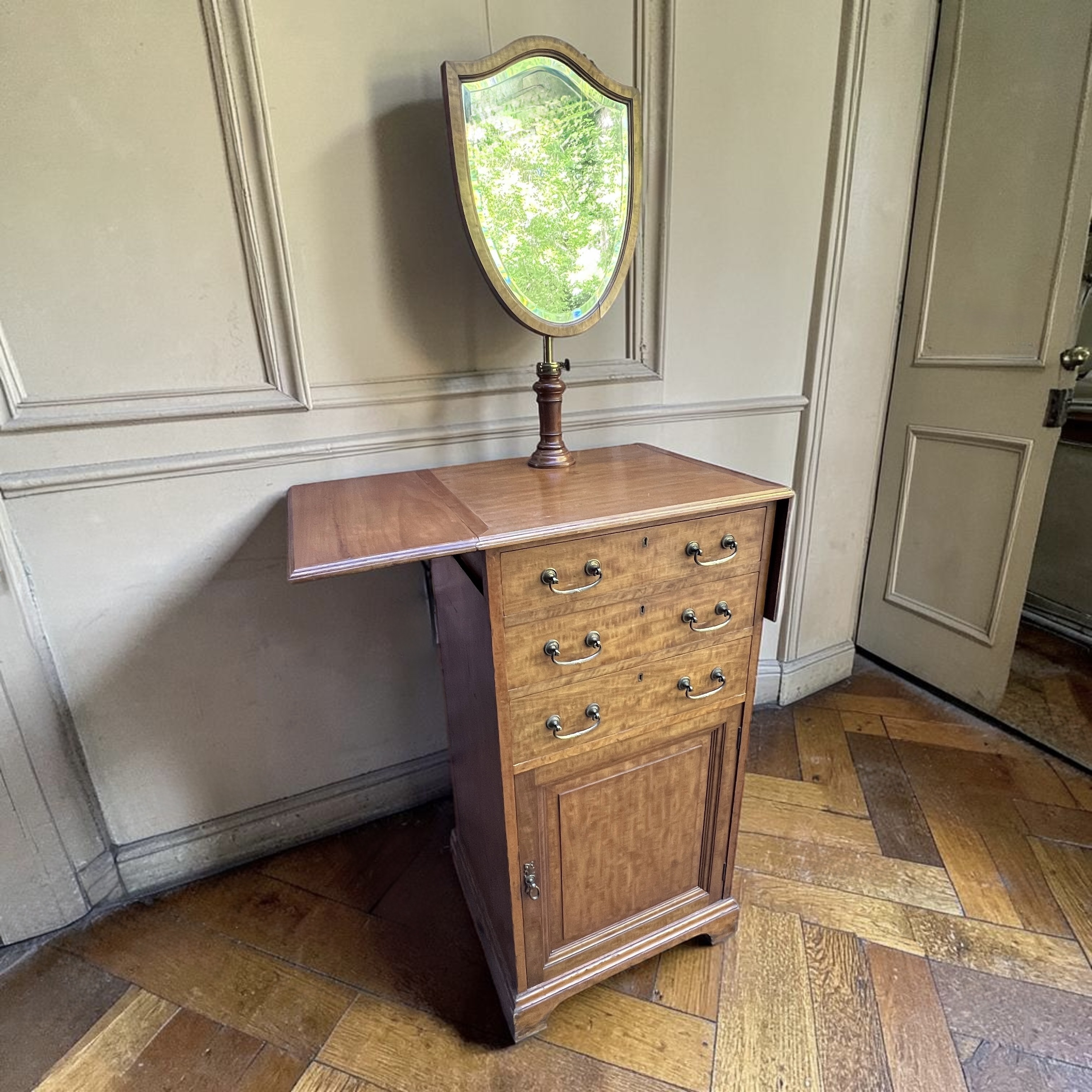 Edwardian Mahogany Dressing Chest With Adjustable Shield Mirror - Image 2