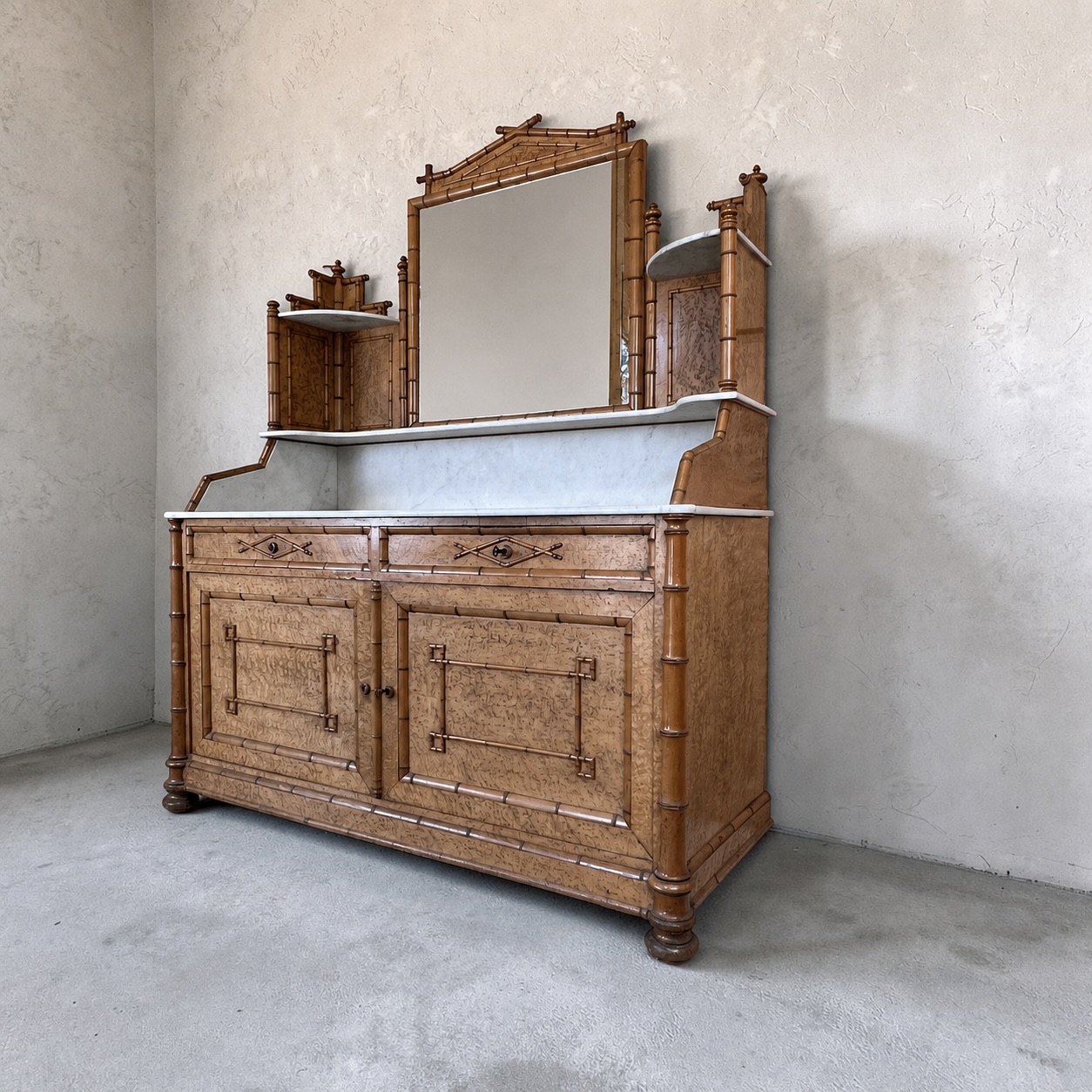 French Faux‑Bamboo Bird’s‑Eye Maple Marble Washstand, c.1890 - Image 3