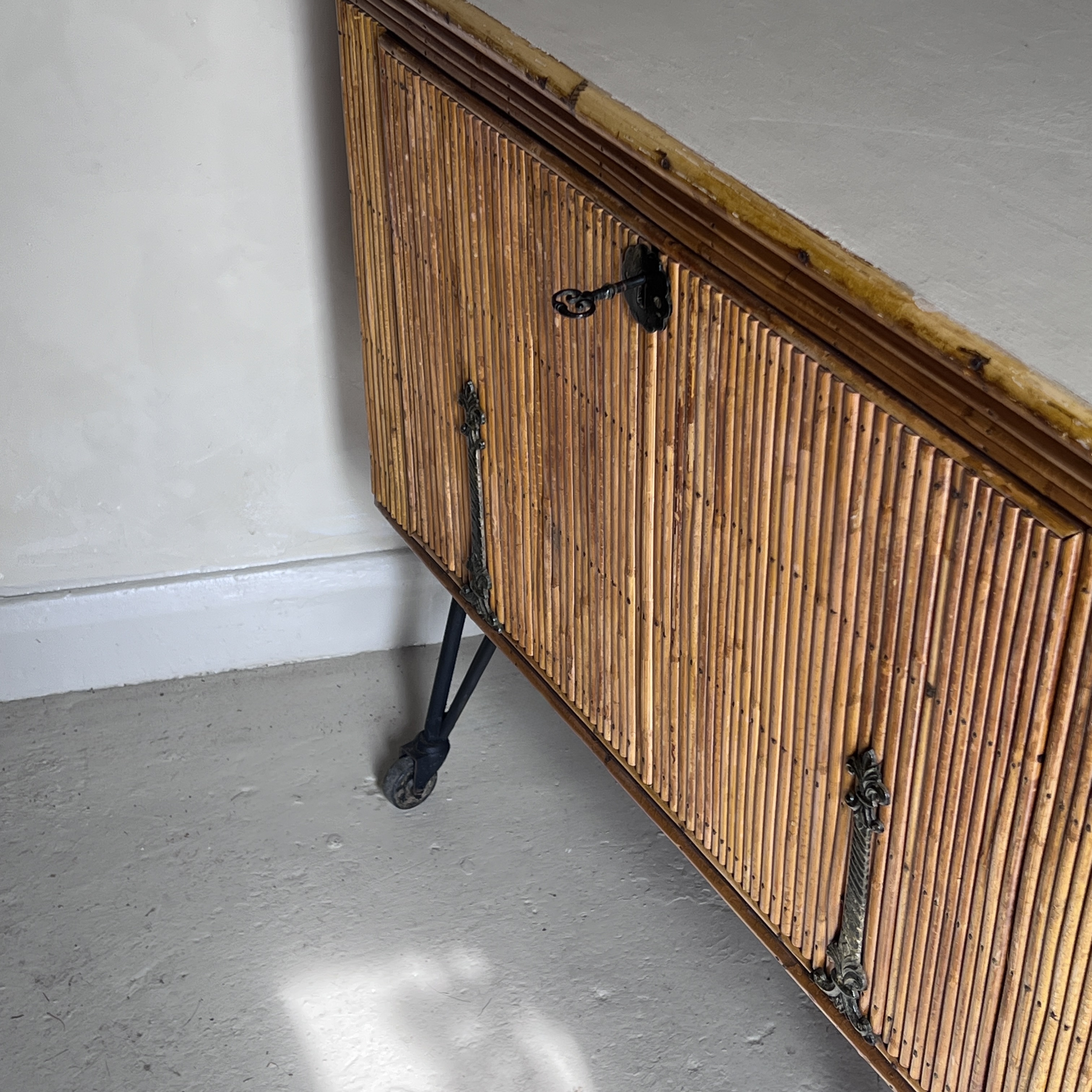 French Mid‑Century Bamboo Drinks Cabinet on Cast‑Iron Legs - Image 10