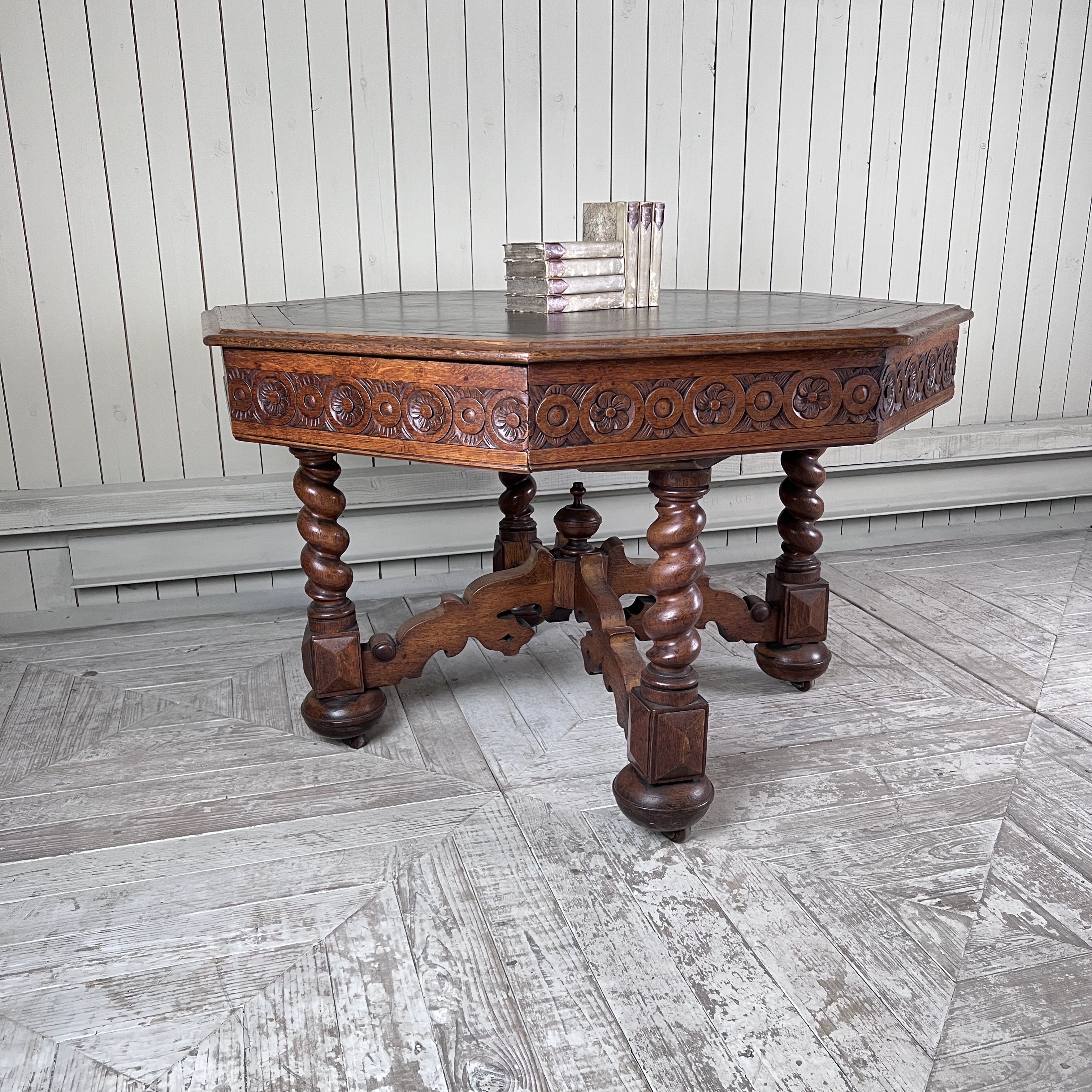 Fine Victorian Gothic Revival Octagonal Oak Library Centre Table – W. Williamson & Sons, Guildford