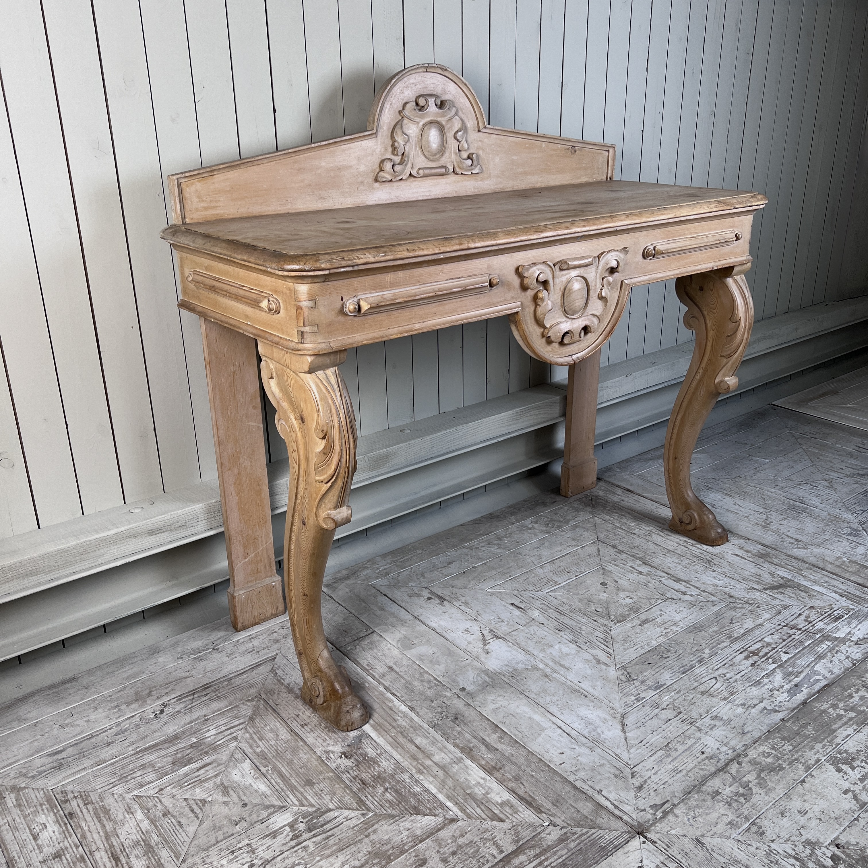 Victorian Carved Pine Console Table with Cabriole Legs, Late 19th Century - Image 2