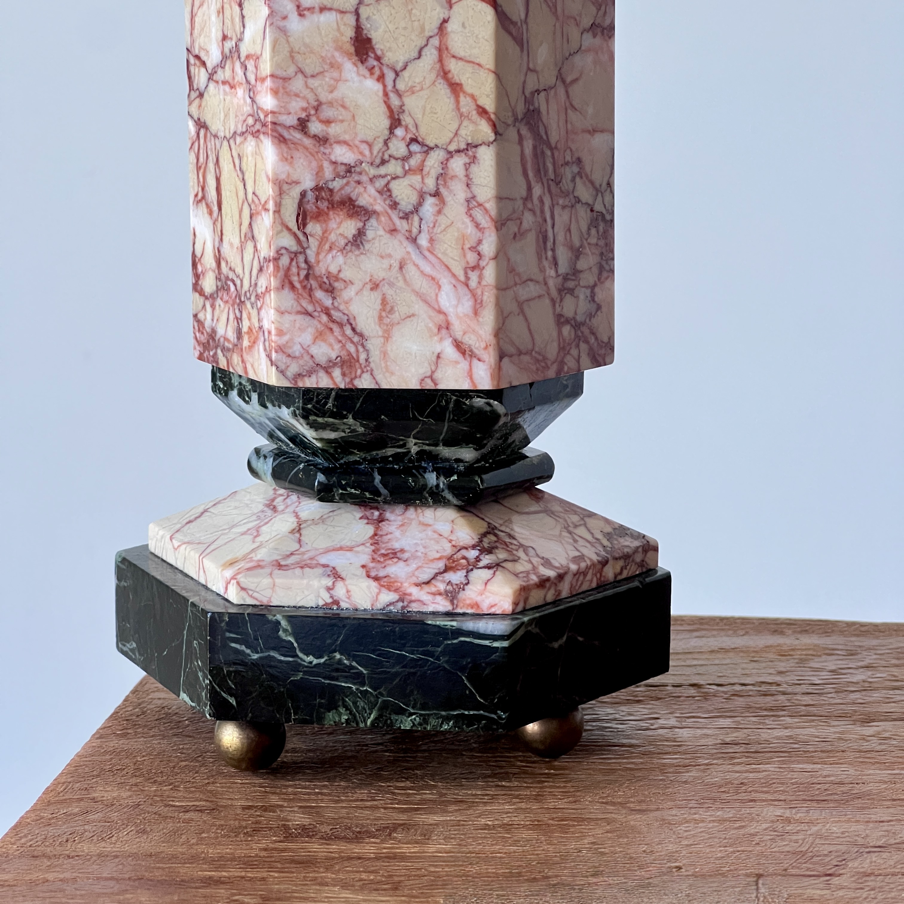 Pair of Italian Mid-Century Modern Two-Tone Marble Table Lamps with Bespoke Shades - Image 7